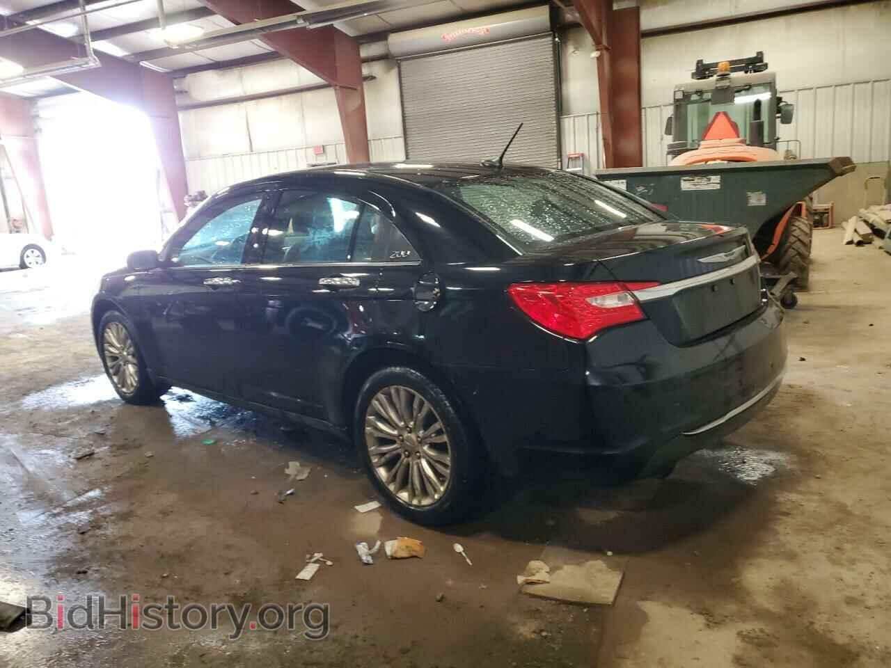 2011 CHRYSLER 200 - VIN: 1C3BC2FG5BN603522 - Фото 2