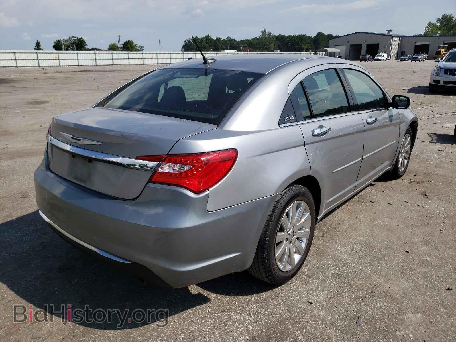 2013 CHRYSLER 200 - VIN: 1C3CCBBB1DN635885 - Фото 4