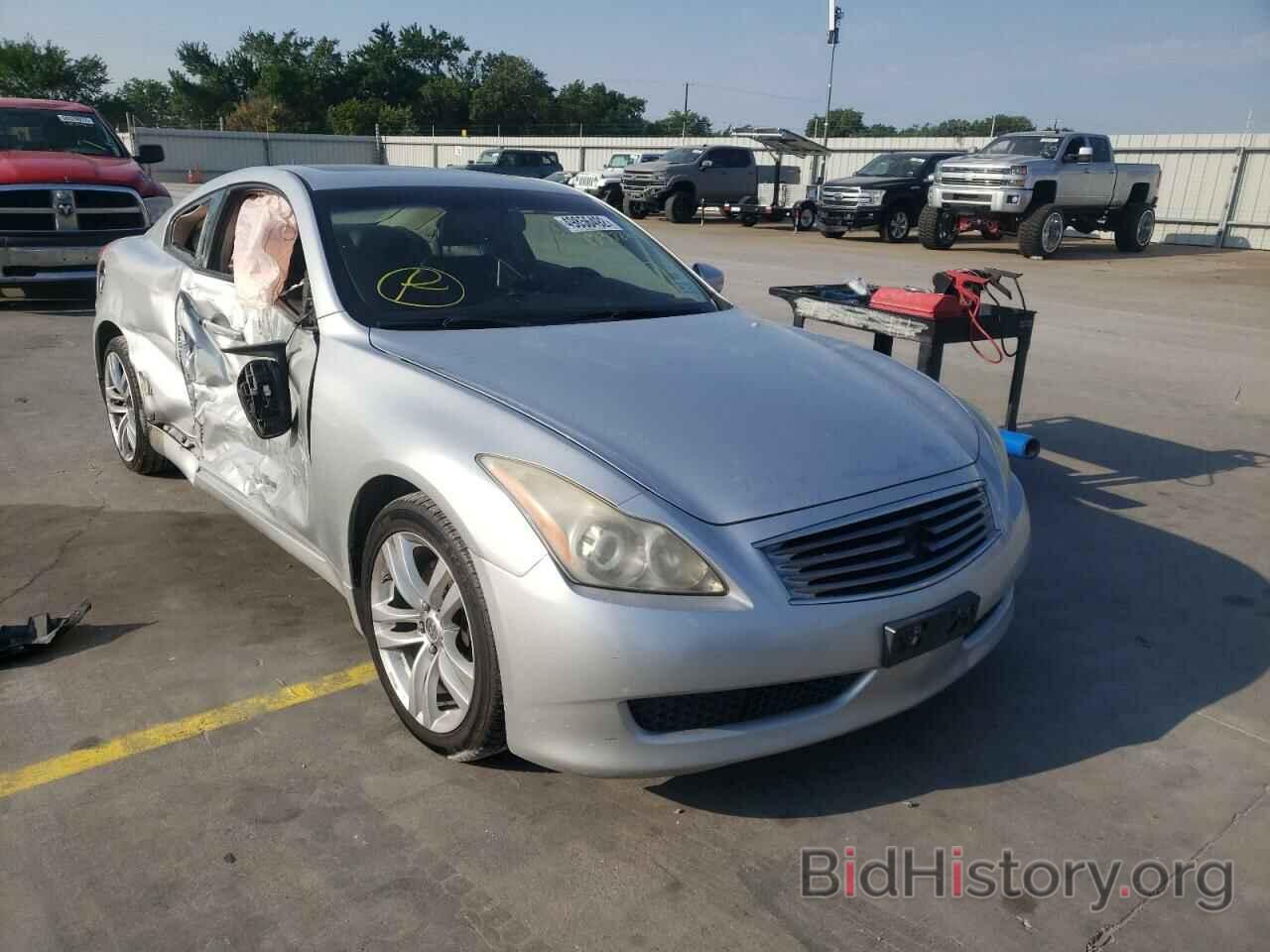 Photo JN1CV6EL6AM153726 - INFINITI G37 2010