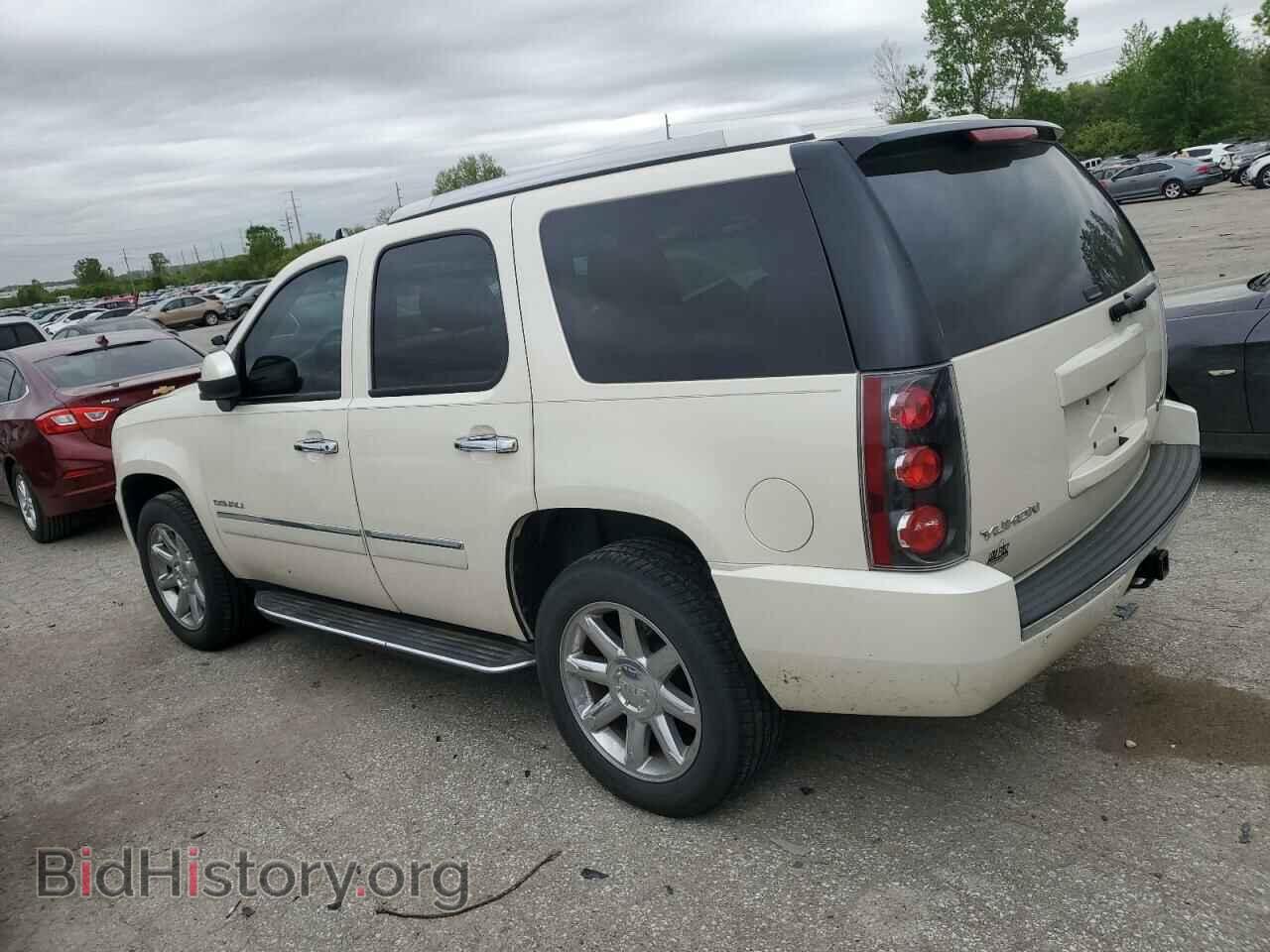 2013 GMC YUKON - VIN: 1GKS2EEF2DR105884 - Фото 2