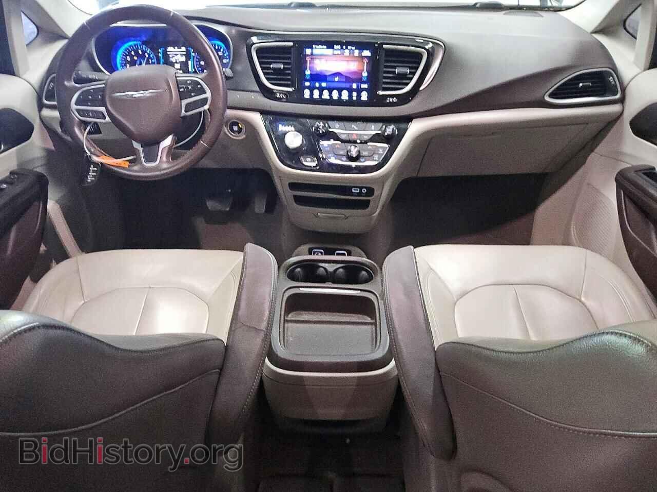 2017 CHRYSLER PACIFICA - VIN: 2C4RC1BG7HR763861 - Photo 8