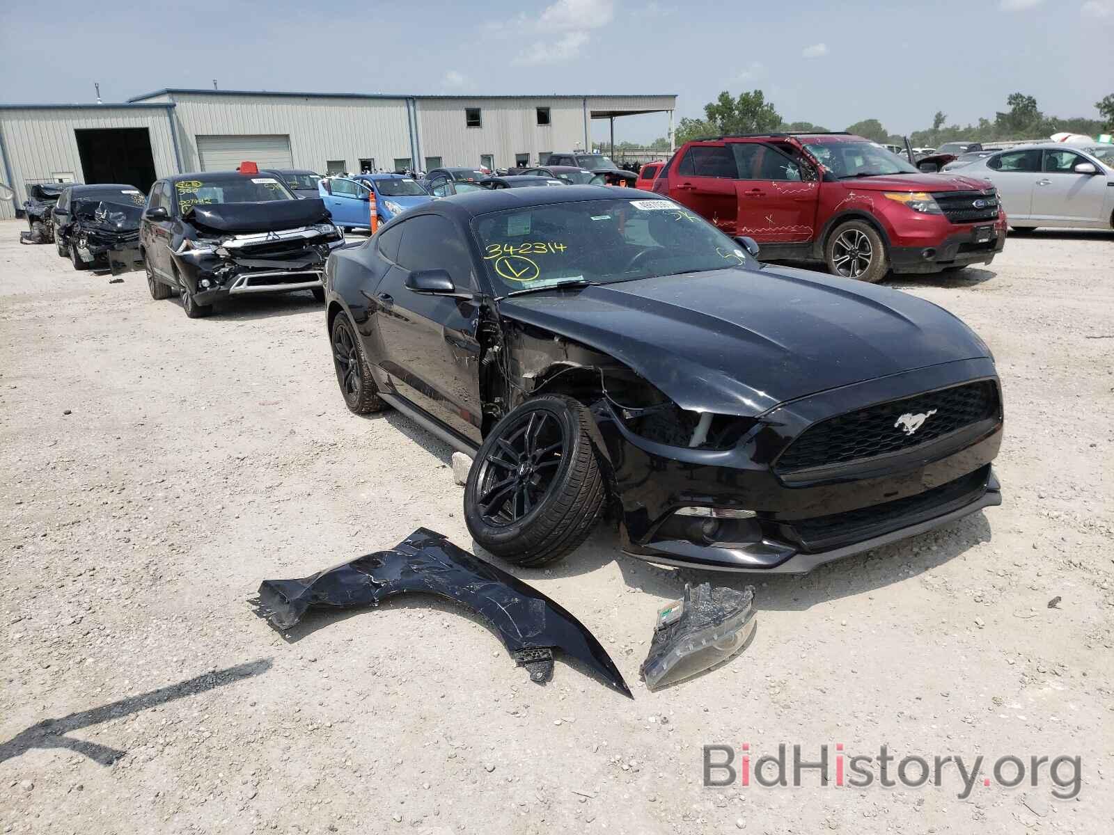 Photo 1FA6P8TH0F5342314 - FORD MUSTANG 2015