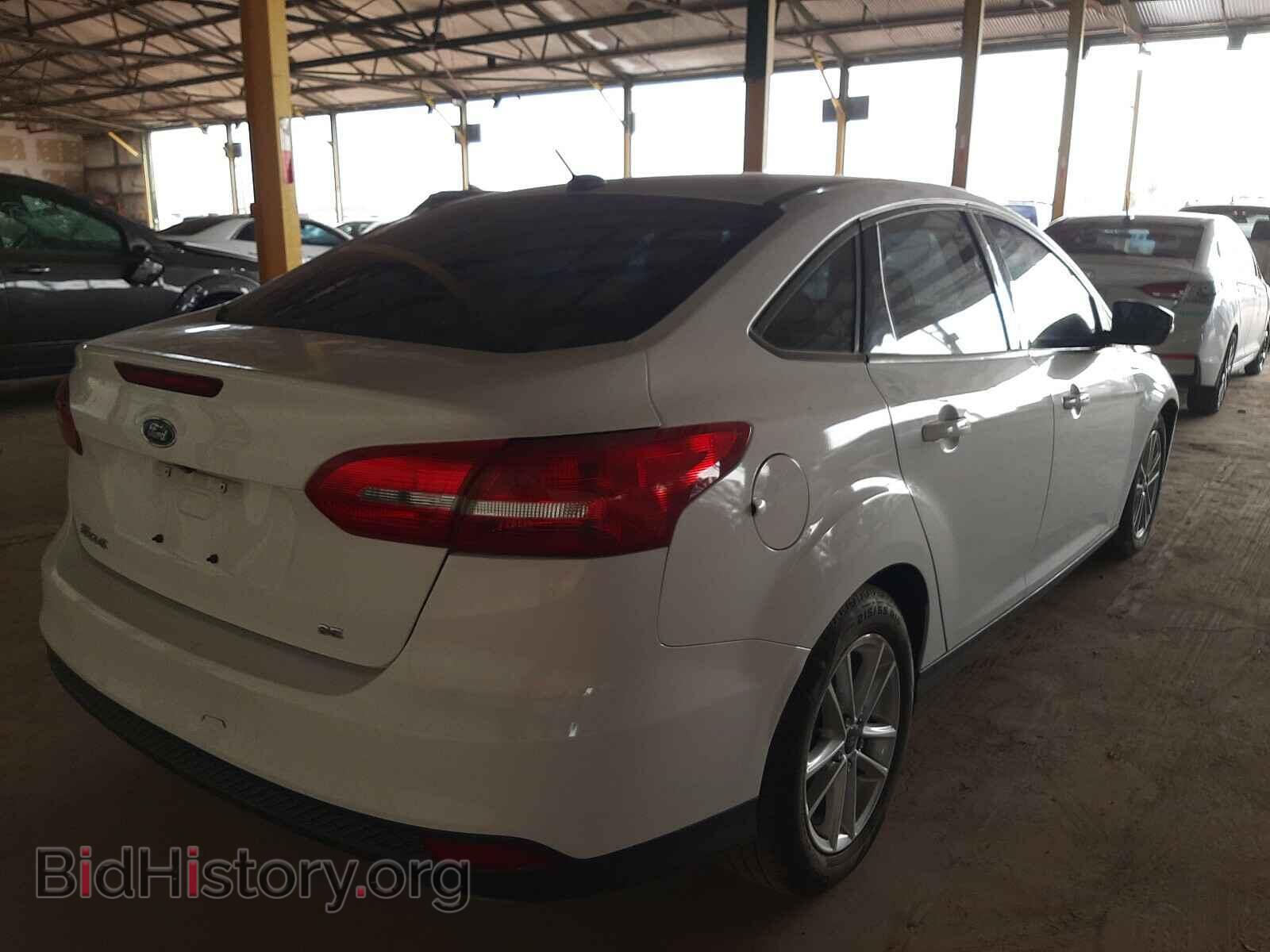 2017 FORD FOCUS - VIN: 1FADP3F25HL343913 - Photo 4