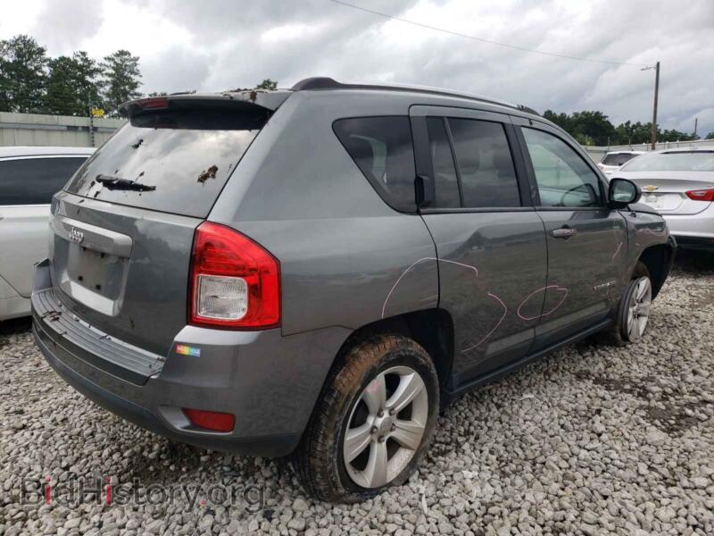 2011 Jeep COMPASS (VIN 1J4NT1FB1BD194944) — photo 4 of 10