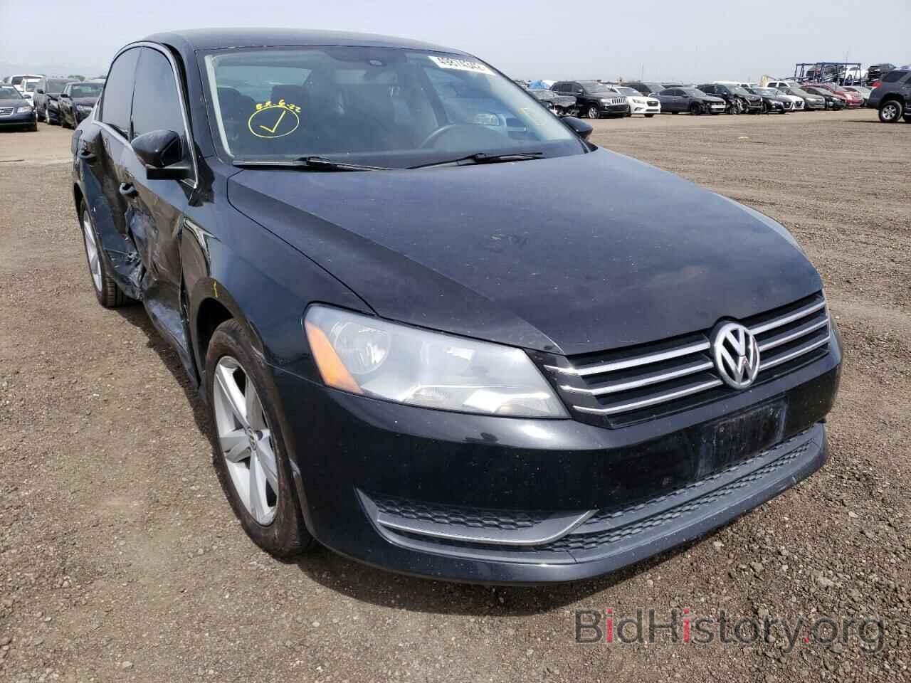 Photo 1VWBP7A37CC096876 - VOLKSWAGEN PASSAT 2012