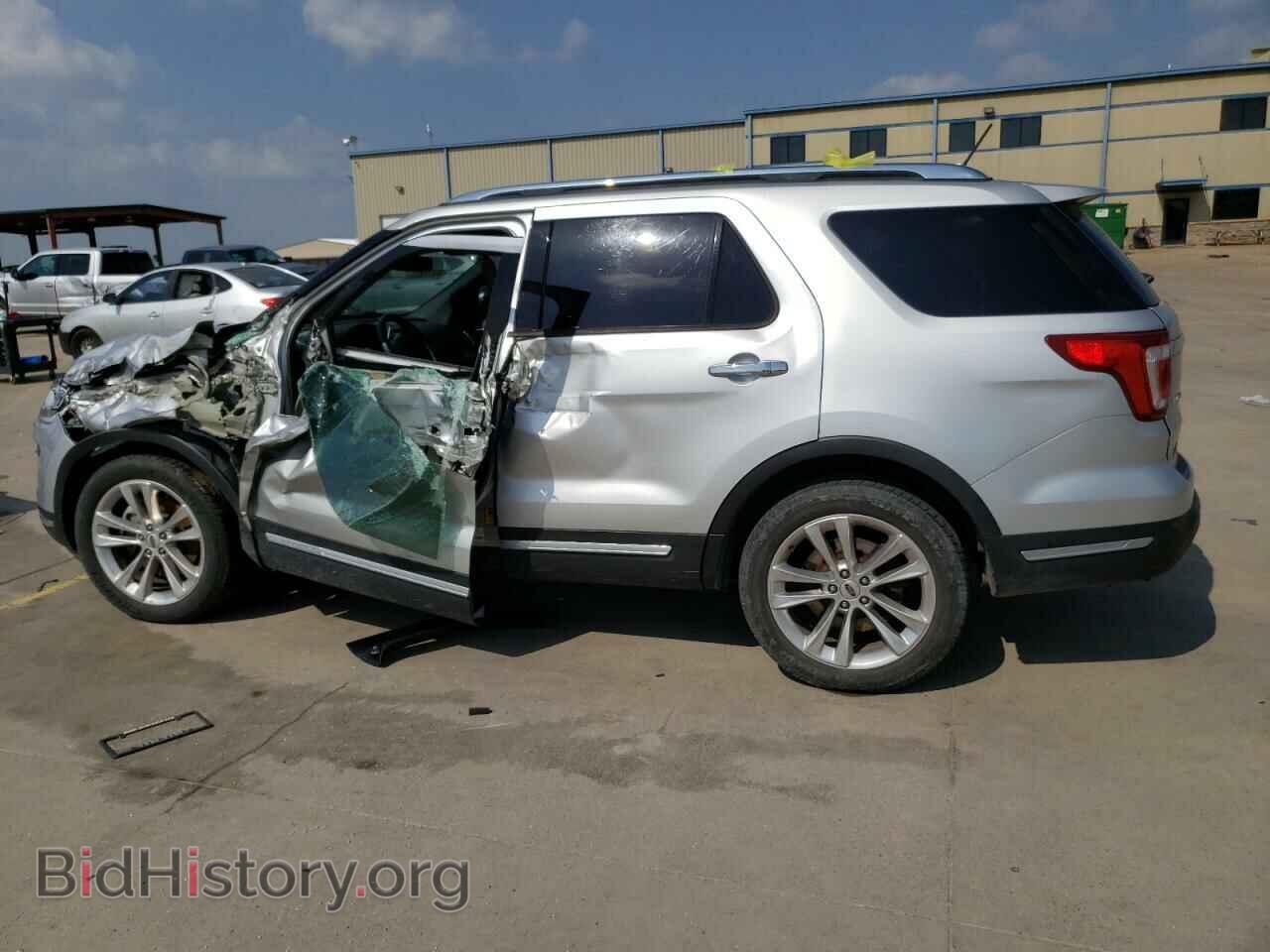 2018 FORD EXPLORER - VIN: 1FM5K7F87JGB30318 - Photo 2