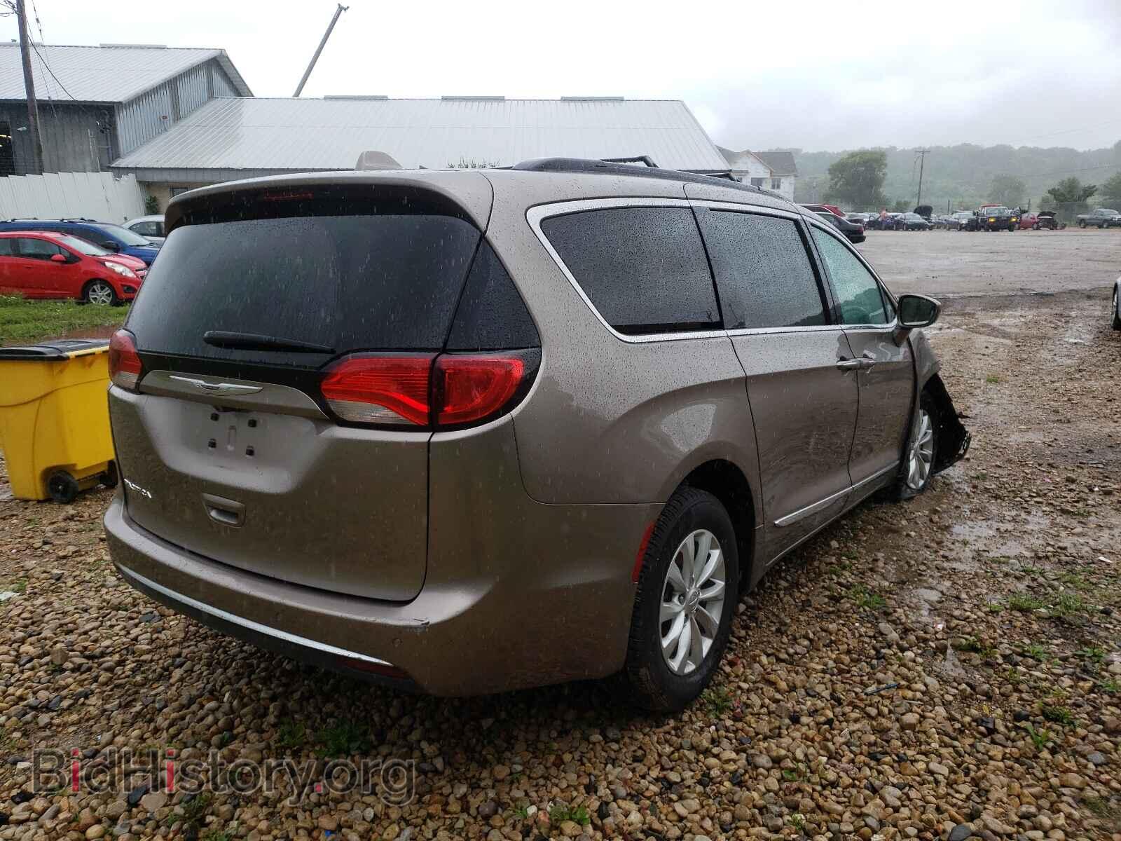 2017 CHRYSLER PACIFICA - VIN: 2C4RC1BG2HR593005 - Photo 4