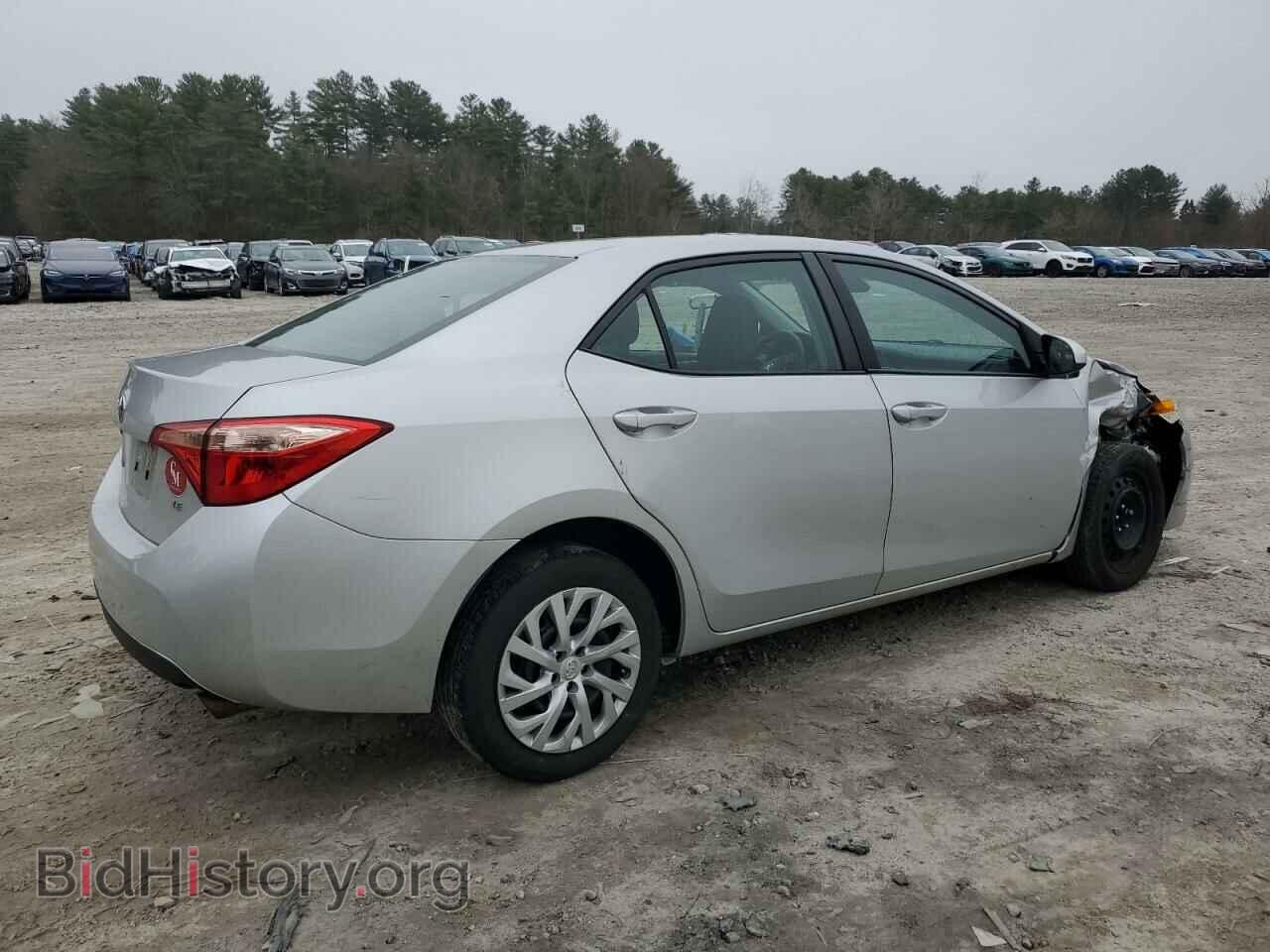 2018 TOYOTA COROLLA - VIN: 2T1BURHE8JC118564 - Фото 3