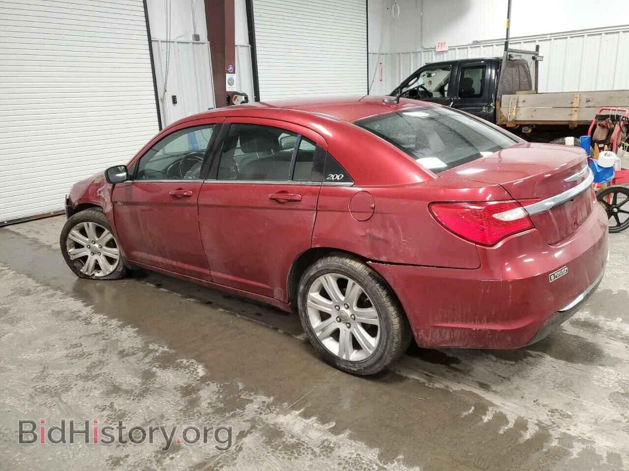 2013 CHRYSLER 200 - VIN: 1C3CCBBB9DN736026 - Фото 2