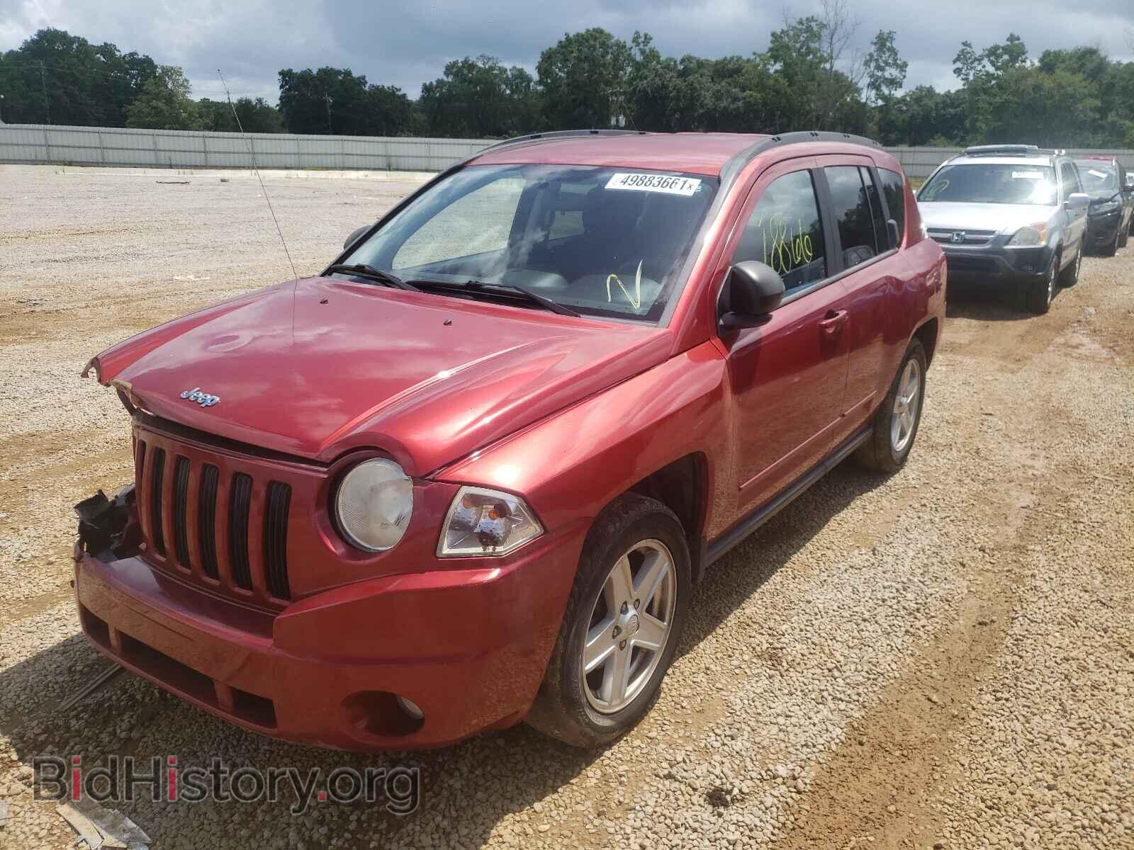 2010 JEEP COMPASS - VIN: 1J4NT4FA0AD519476 - Photo 2