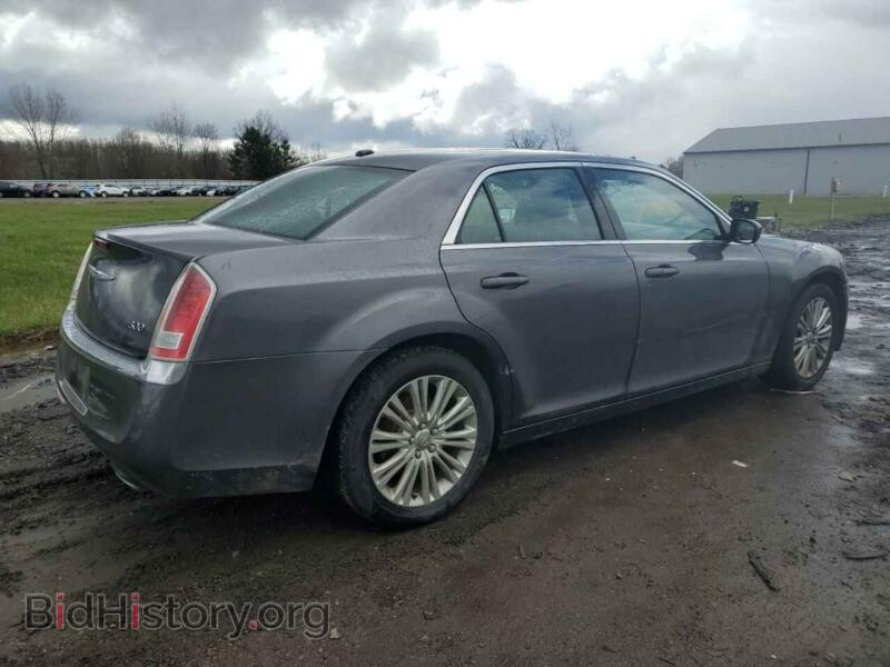 2013 Chrysler 300 (VIN 2C3CCARG3DH740366) — photo 3 of 12