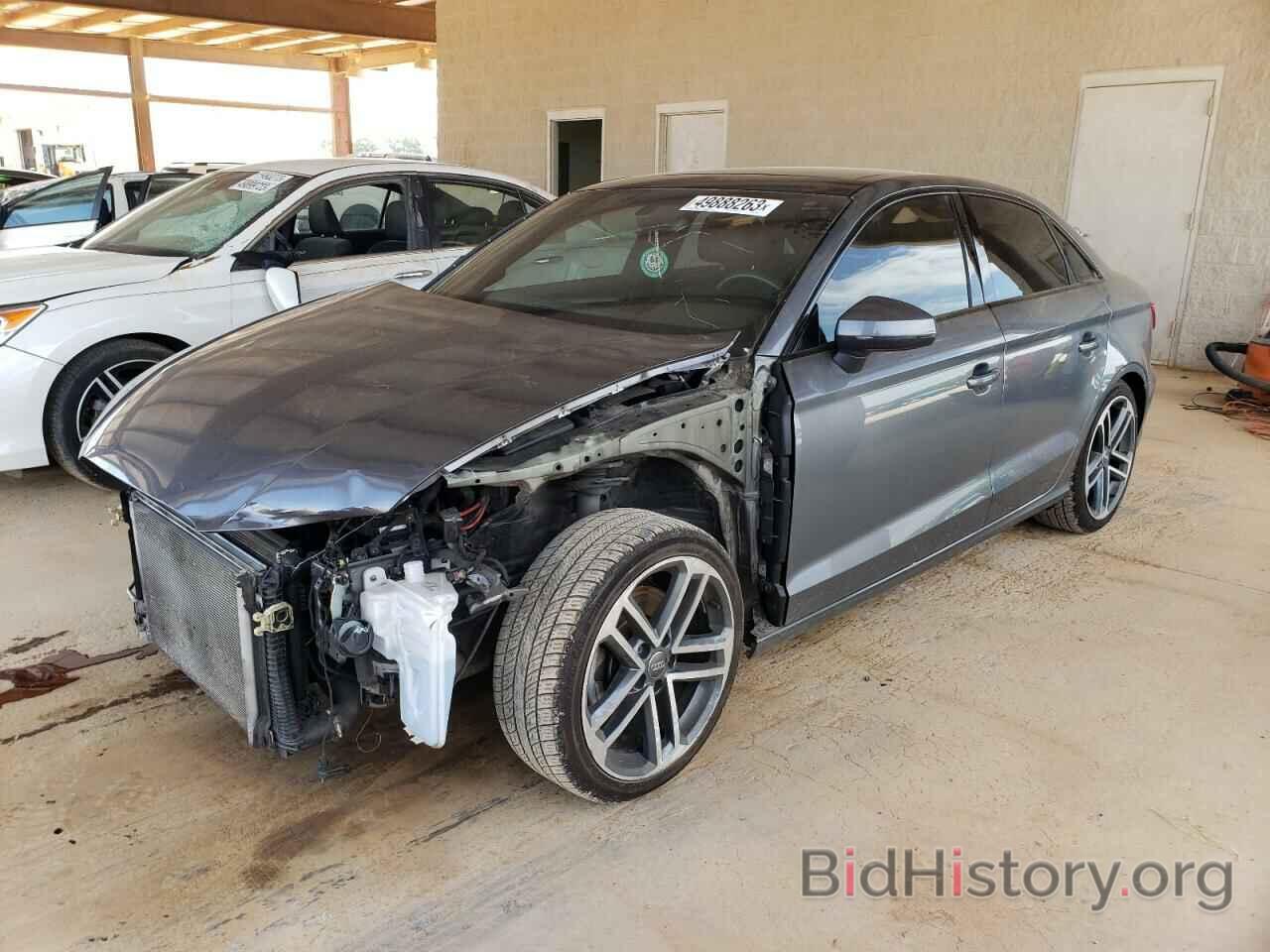 Photo WAUAUGFF4KA106359 - AUDI A3 2019