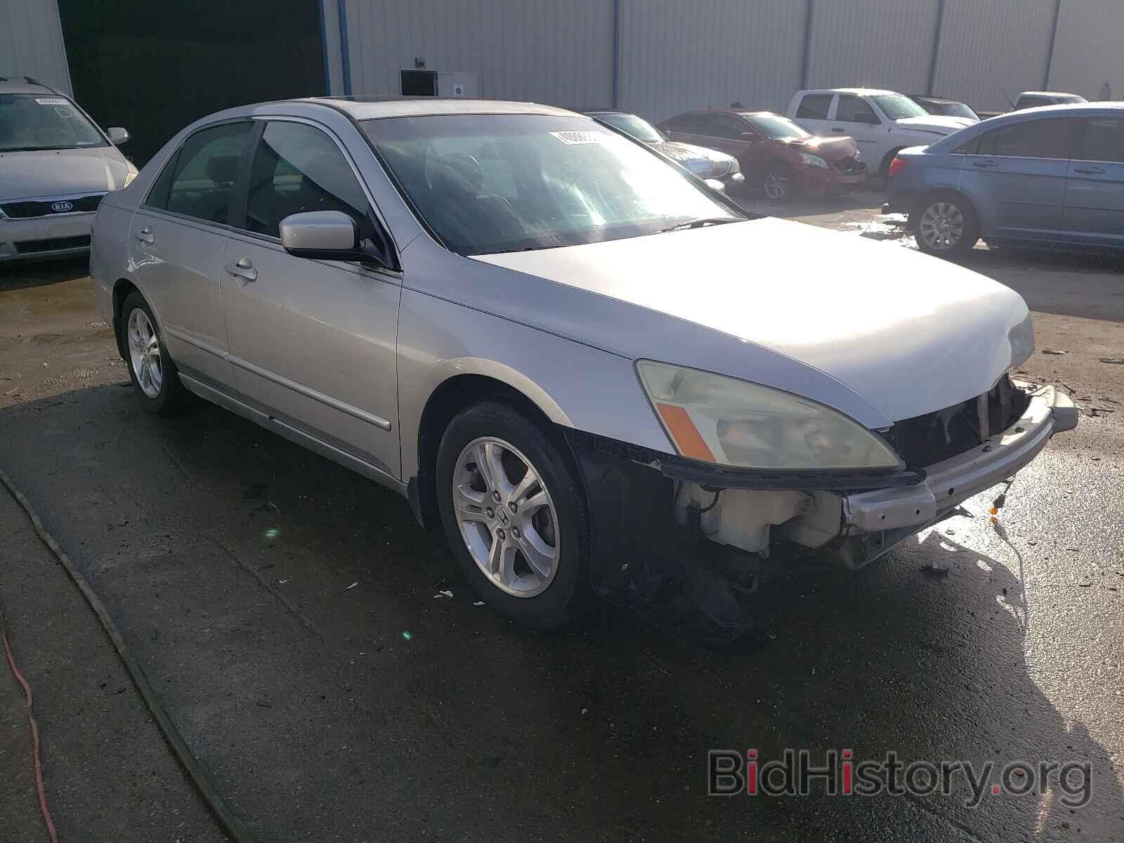 Photo 1HGCM56897A093103 - HONDA ACCORD 2007