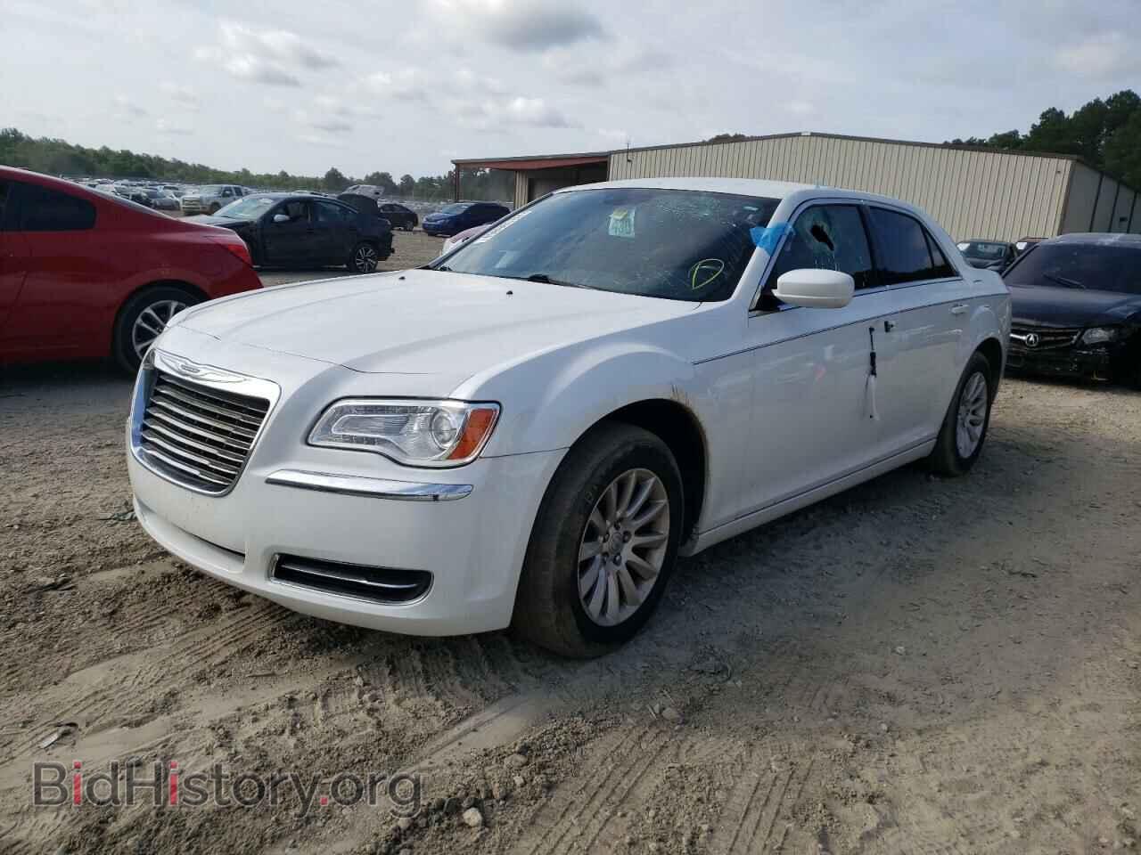 2011 CHRYSLER 300 - VIN: 2C3CA4CG1BH572899 - Фото 2