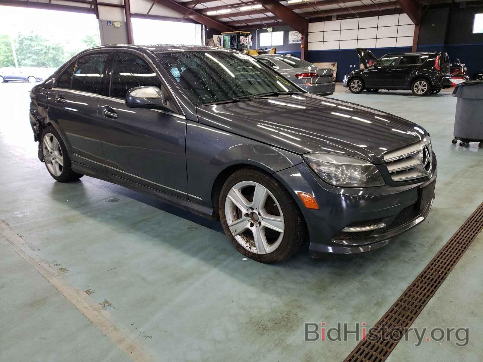 Photo WDDGF8BB3BF655351 - MERCEDES-BENZ C CLASS 2011