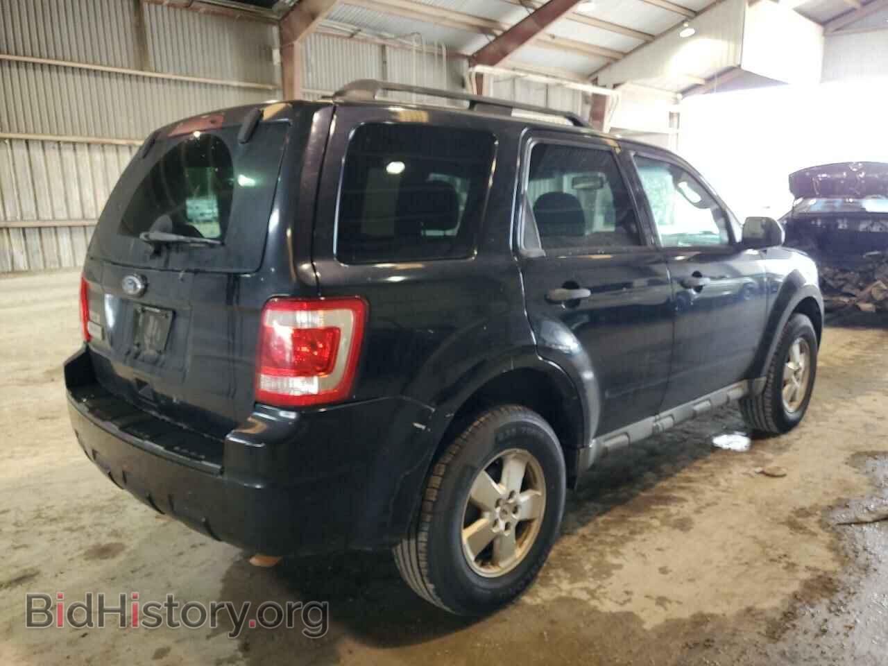 2010 FORD ESCAPE - VIN: 1FMCU0D73AKA93445 - Фото 3