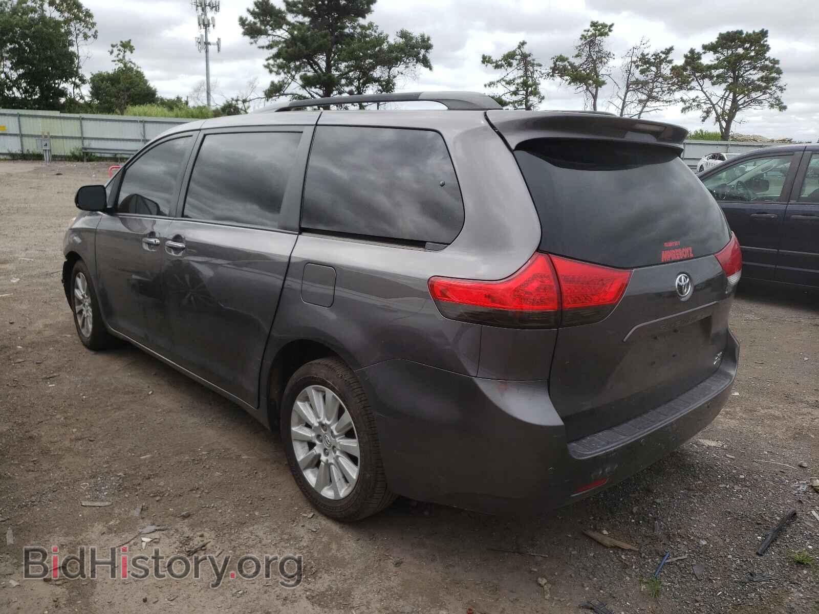 2013 TOYOTA SIENNA - VIN: 5TDDK3DC8DS068731 - Фото 3