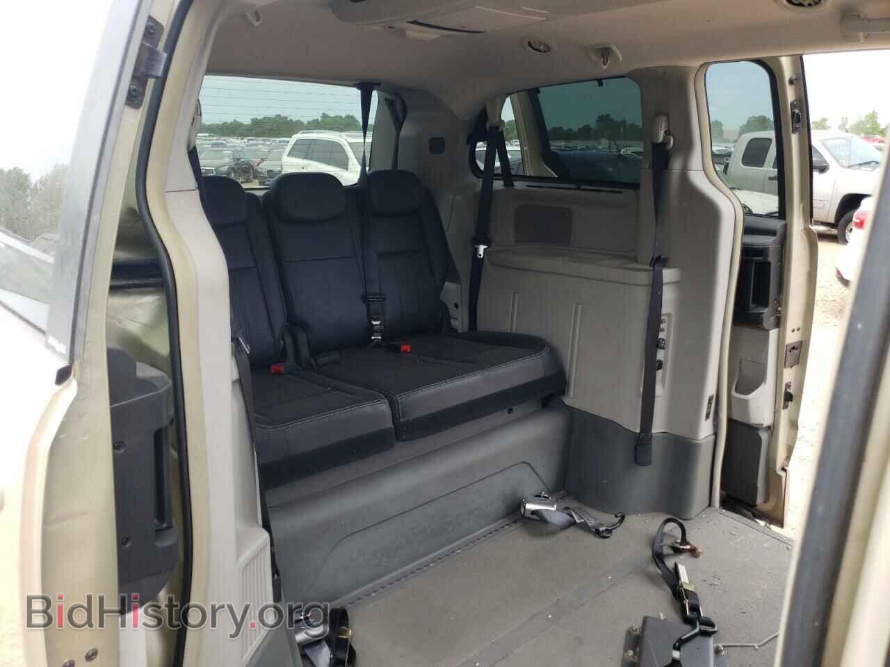 2010 CHRYSLER MINIVAN - VIN: 2A4RR8D12AR368907 - Фото 6