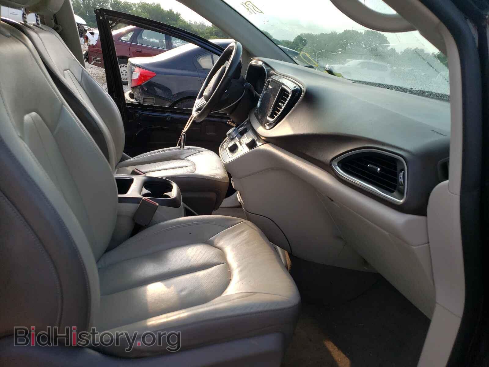 2017 CHRYSLER PACIFICA - VIN: 2C4RC1EG3HR560350 - Photo 5