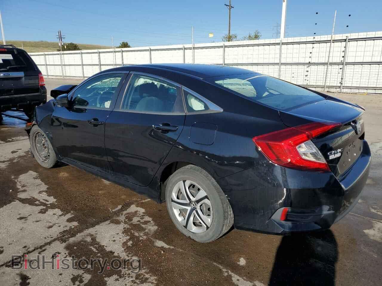 2017 HONDA CIVIC - VIN: 19XFC2F52HE056556 - Photo 2