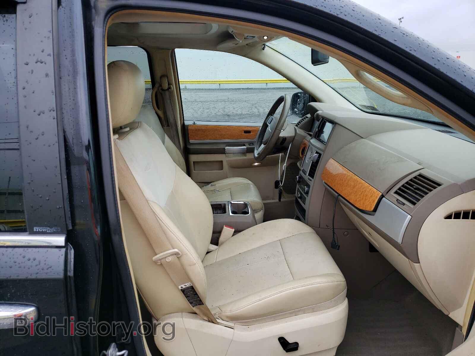 2008 CHRYSLER MINIVAN - VIN: 2A8HR64X48R817114 - Фото 5