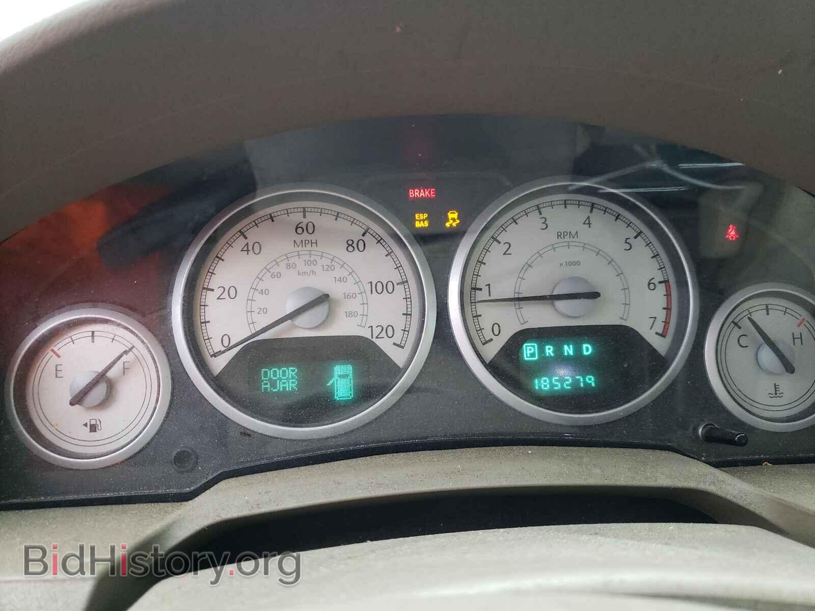 2008 CHRYSLER MINIVAN - VIN: 2A8HR64X48R817114 - Фото 8