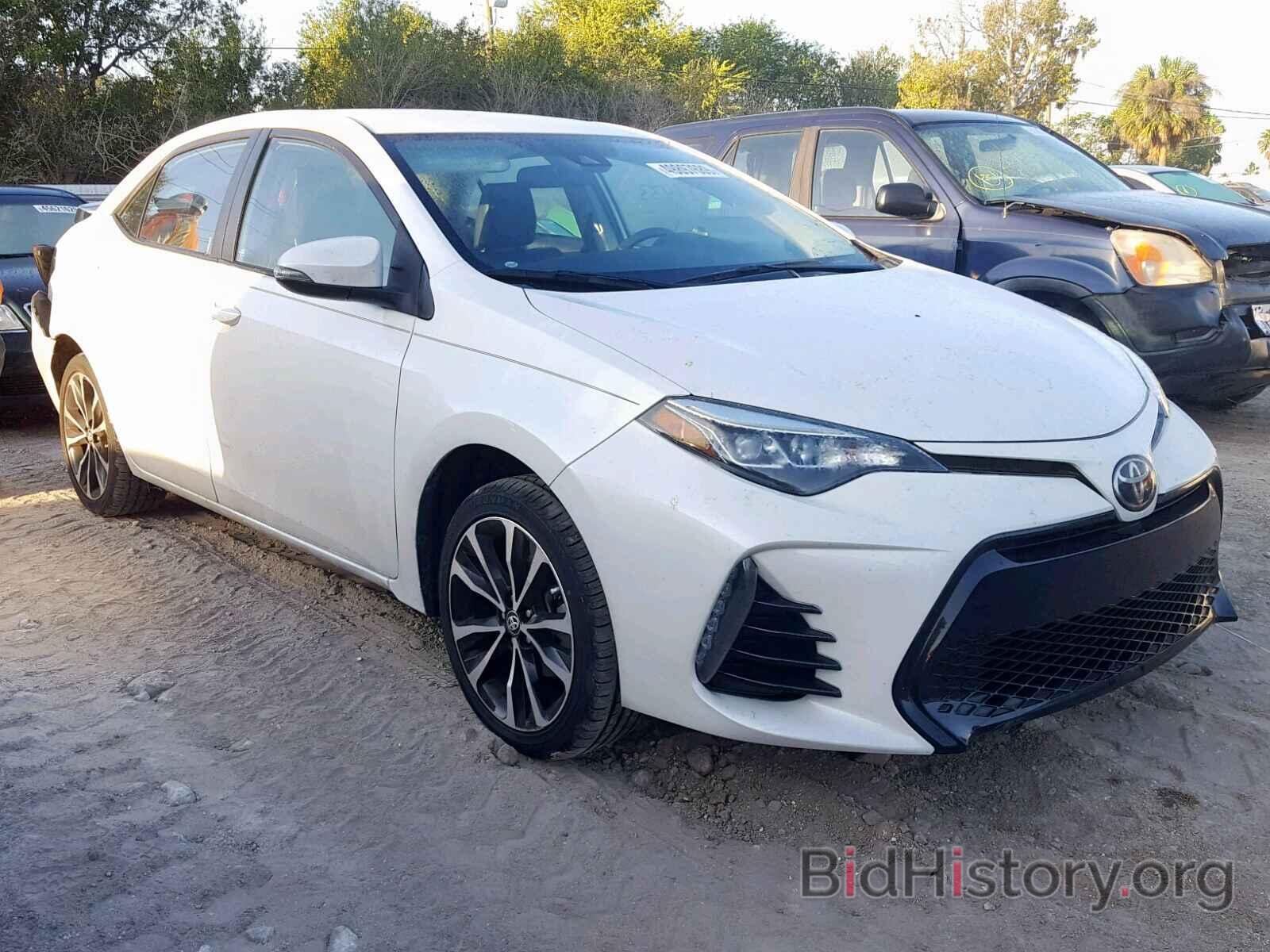 Photo 5YFBURHE3HP687980 - TOYOTA COROLLA 2017