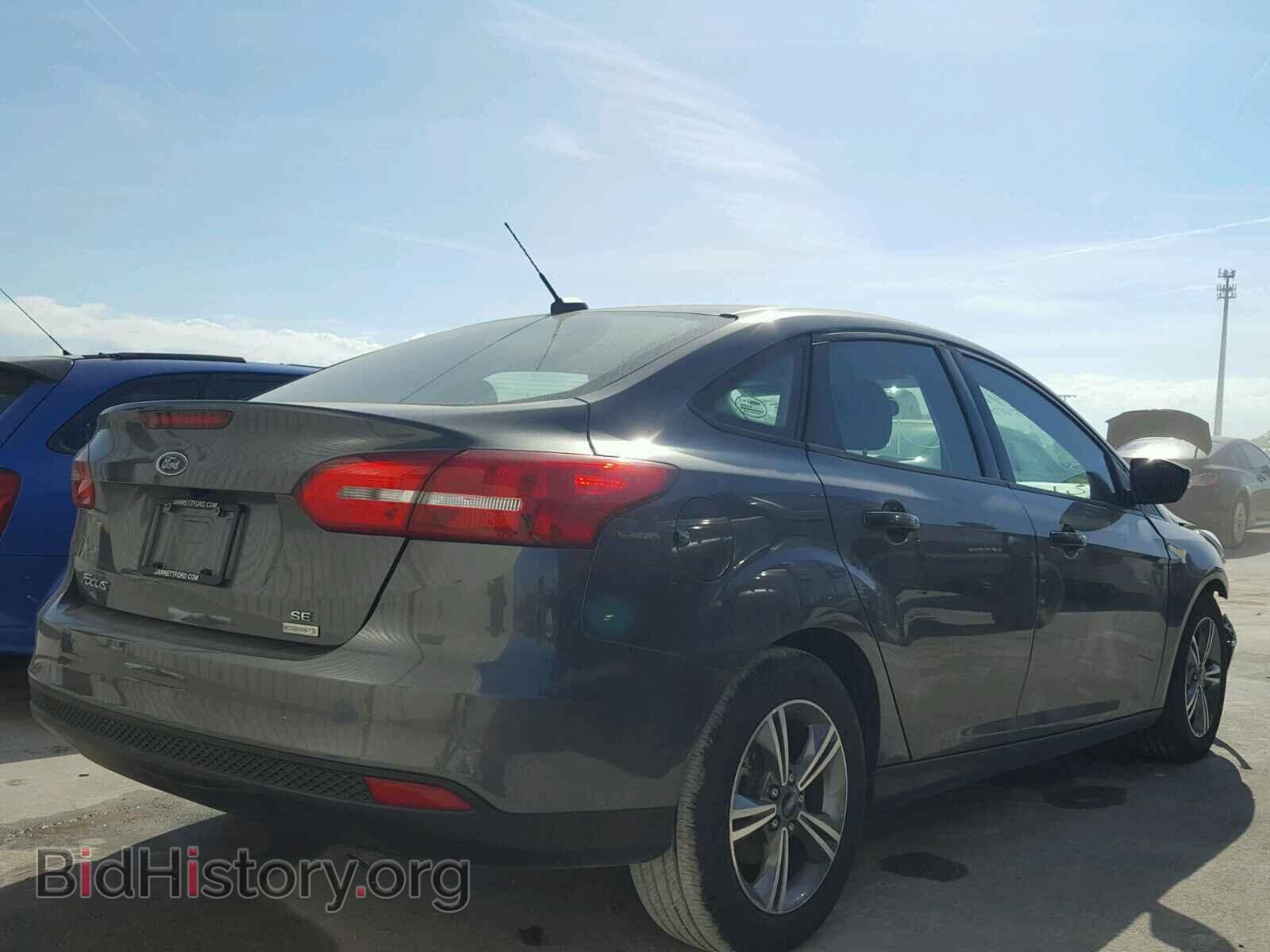 2017 FORD FOCUS - VIN: 1FADP3FE3HL242167 - Photo 4
