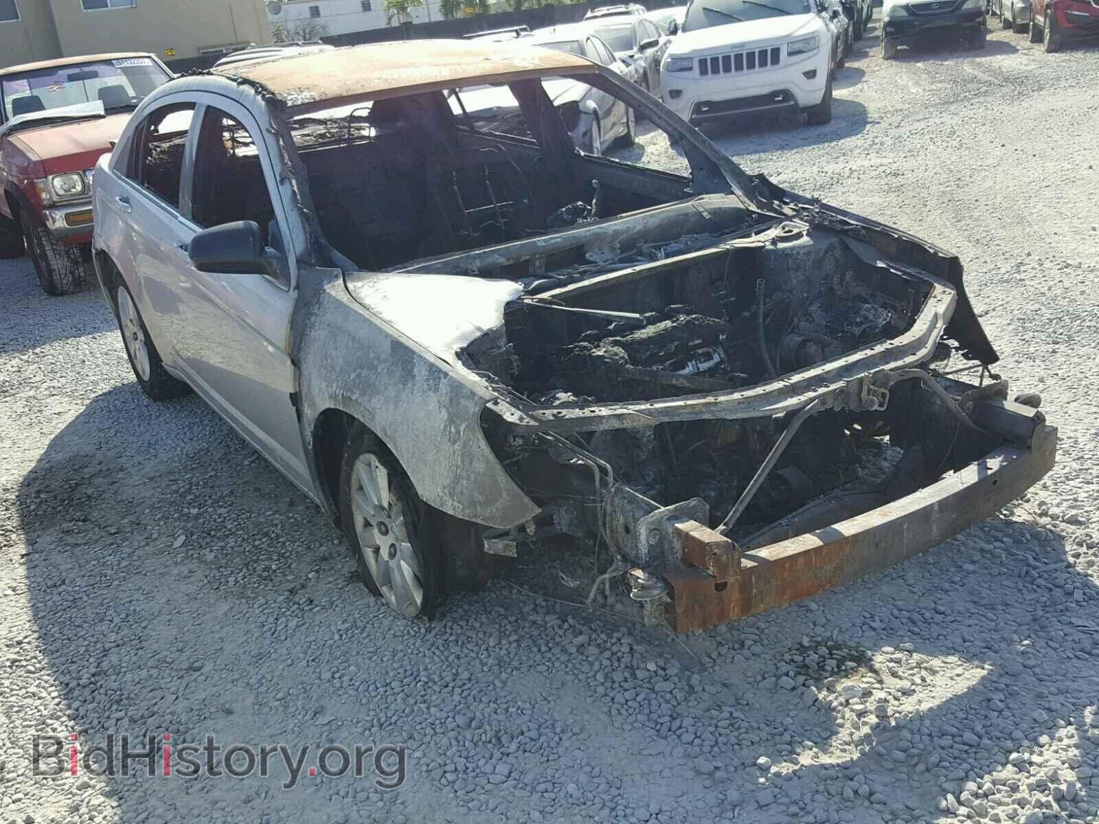 Photo 1C3CC4FB8AN152427 - CHRYSLER SEBRING 2010