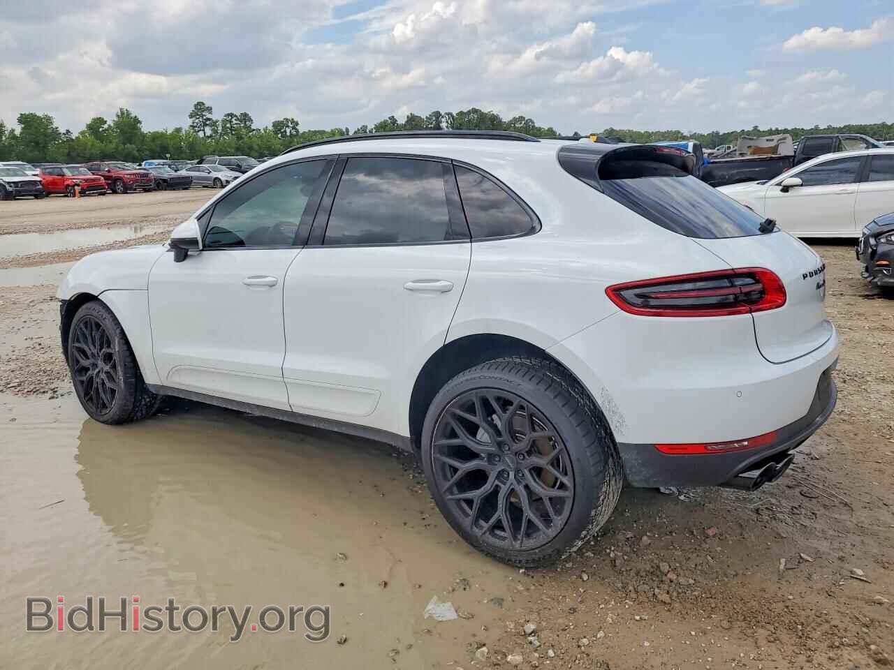 2018 PORSCHE MACAN - VIN: WP1AB2A58JLB33320 - Photo 2