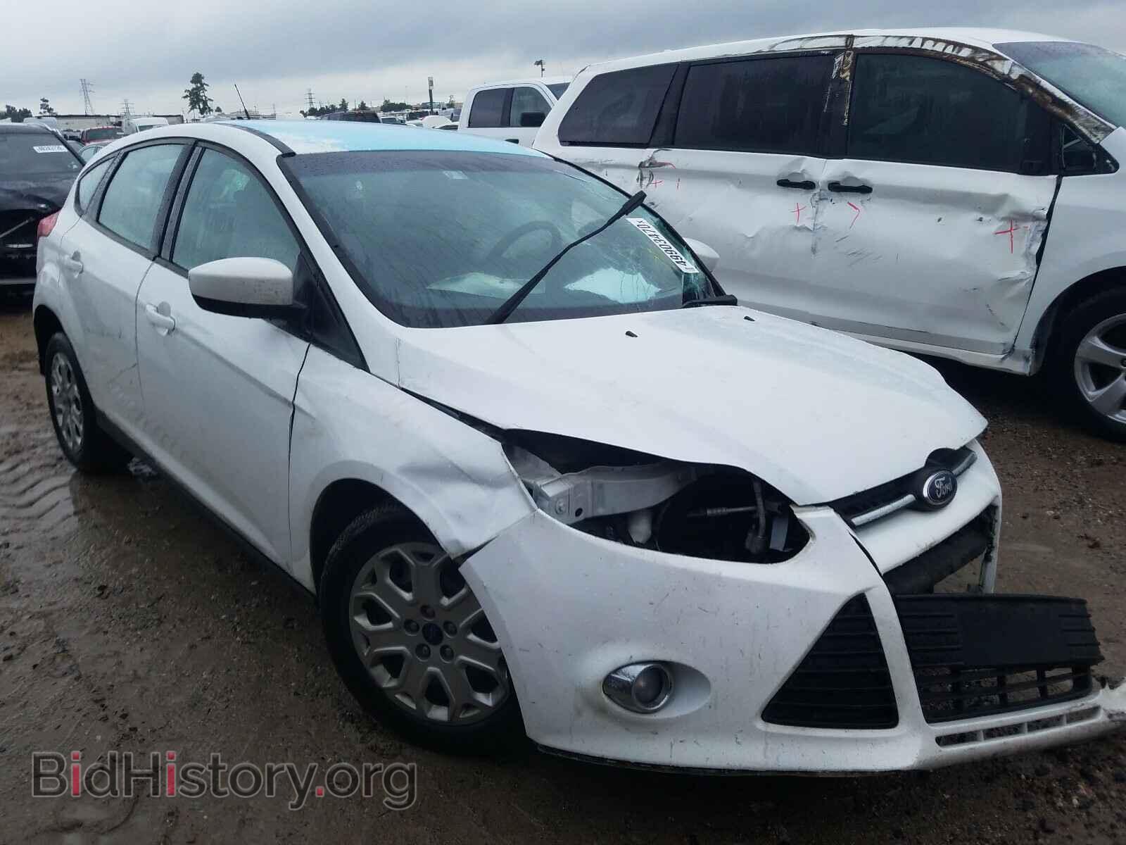 Photo 1FAHP3K2XCL449838 - FORD FOCUS 2012