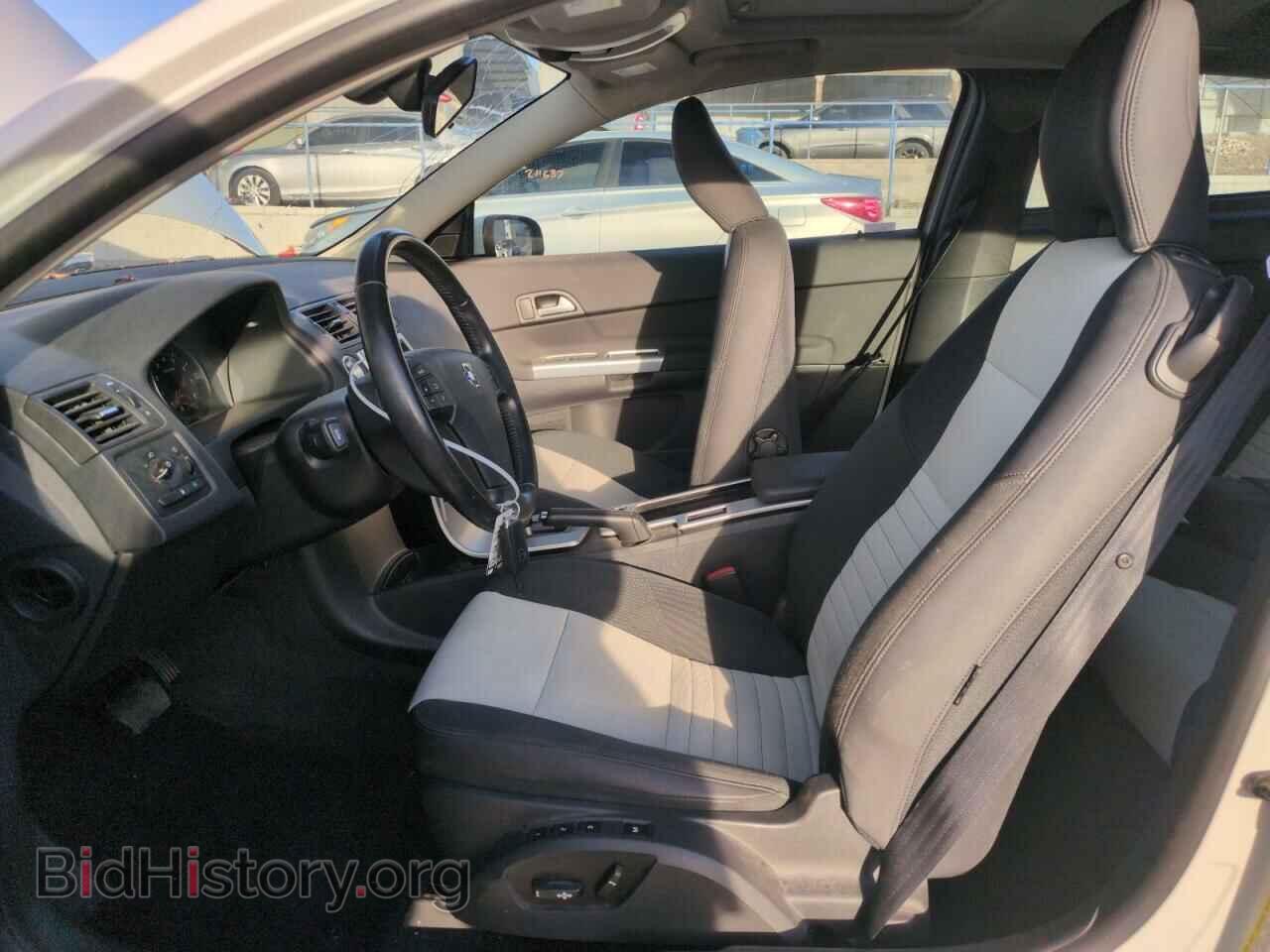 2013 VOLVO C30 - VIN: YV1672MK2D2301788 - Фото 7