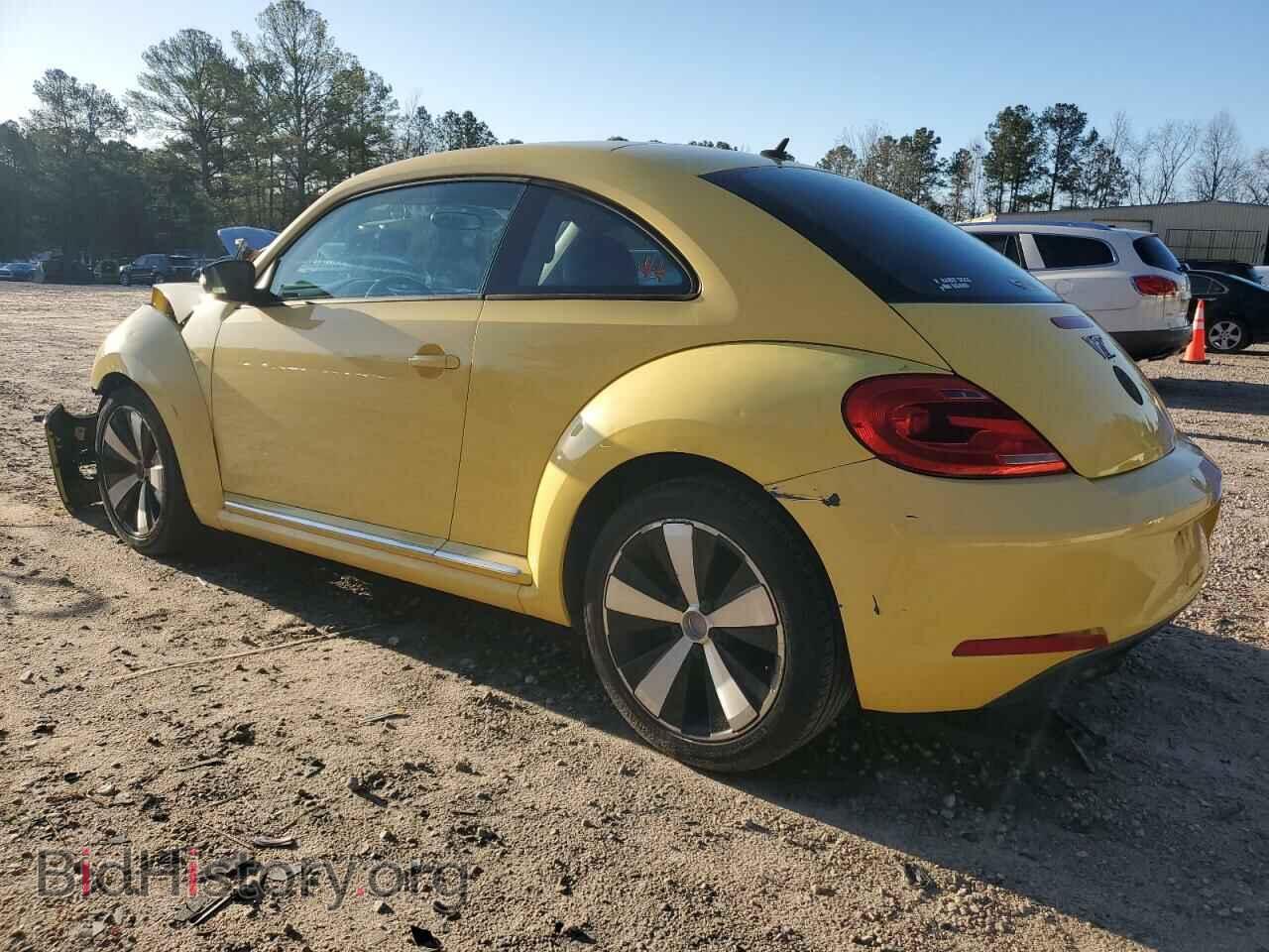 2012 VOLKSWAGEN BEETLE - VIN: 3VWJX7AT7CM648807 - Фото 2
