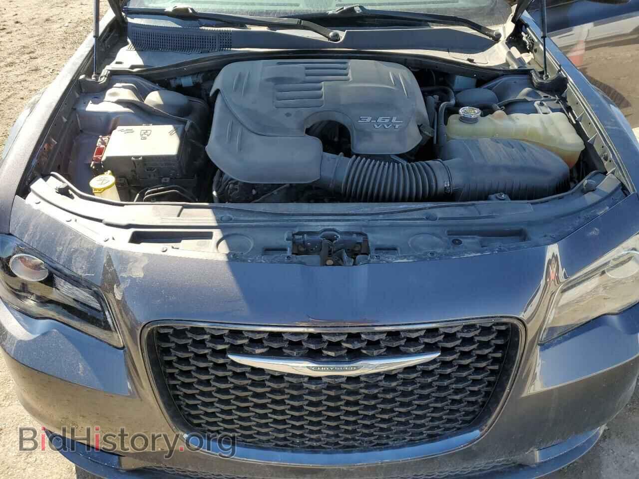 2017 CHRYSLER 300 - VIN: 2C3CCAGG2HH631048 - Фото 11