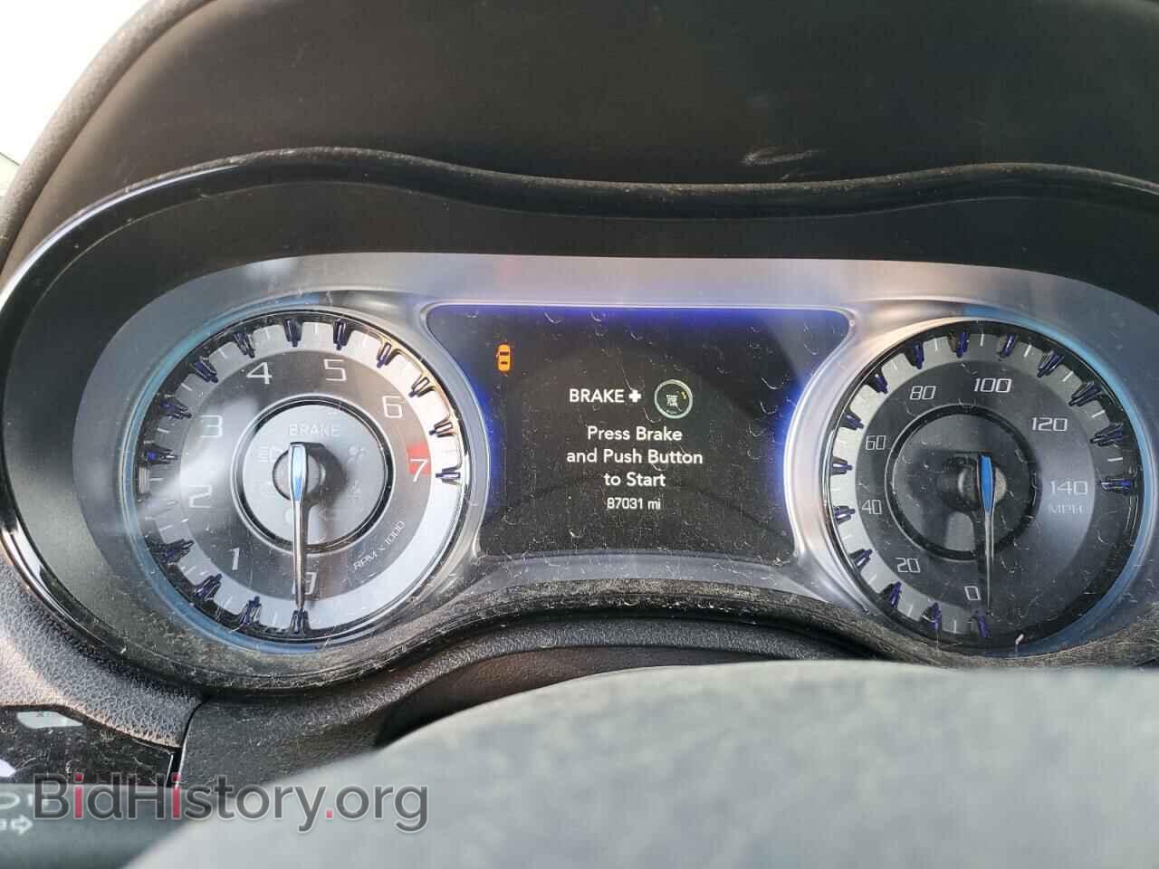 2017 CHRYSLER 300 - VIN: 2C3CCAGG2HH631048 - Фото 9