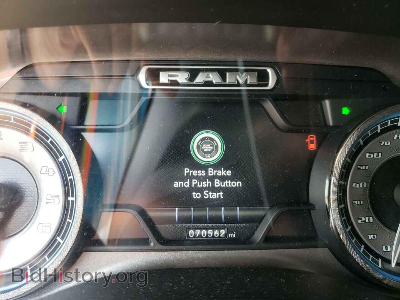 2019 RAM 1500 - VIN: 1C6SRFHT4KN524037 - Фото 8