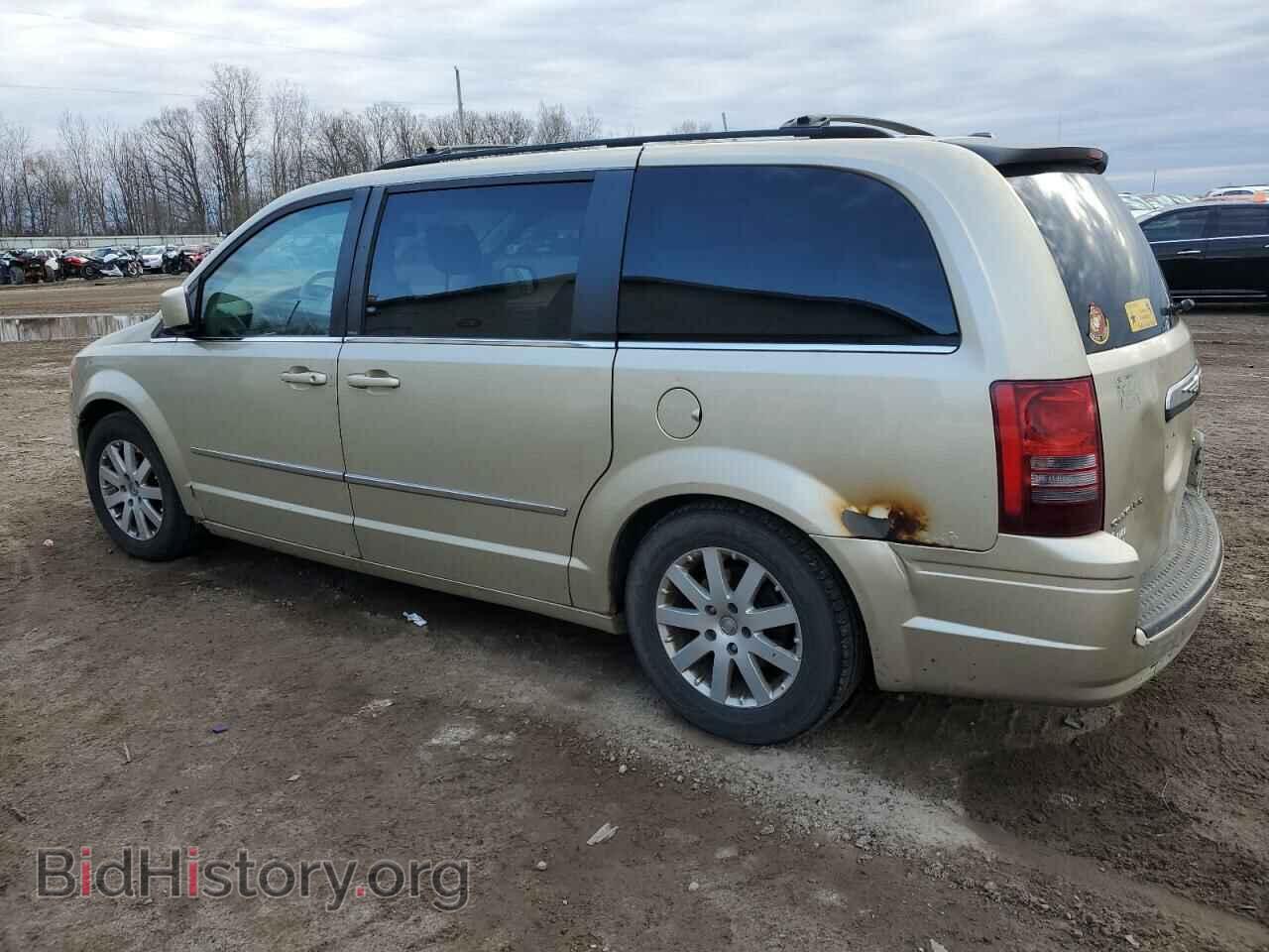 2010 CHRYSLER MINIVAN - VIN: 2A4RR5D11AR189174 - Фото 2