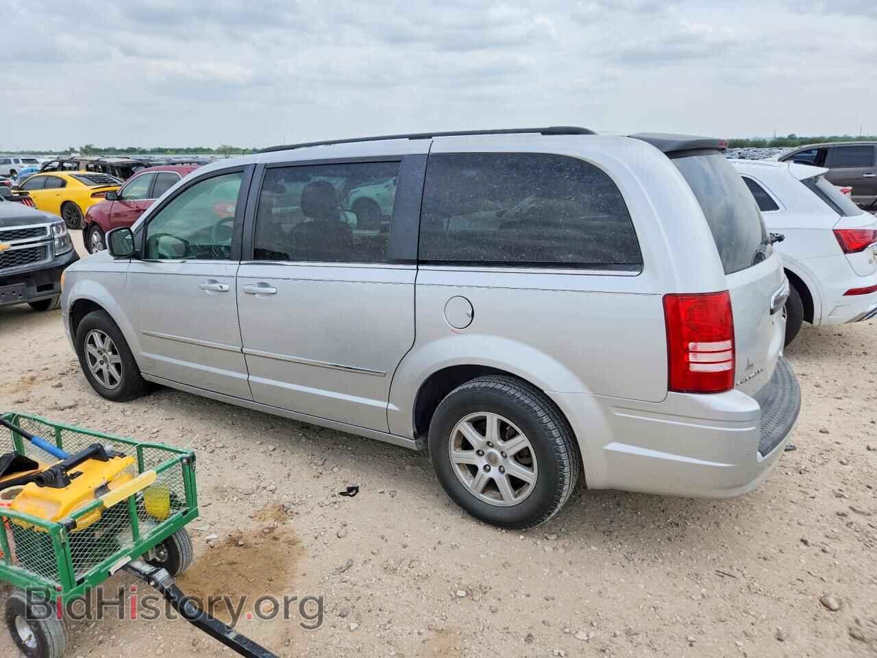 2010 CHRYSLER MINIVAN - VIN: 2A4RR5D11AR460346 - Photo 2