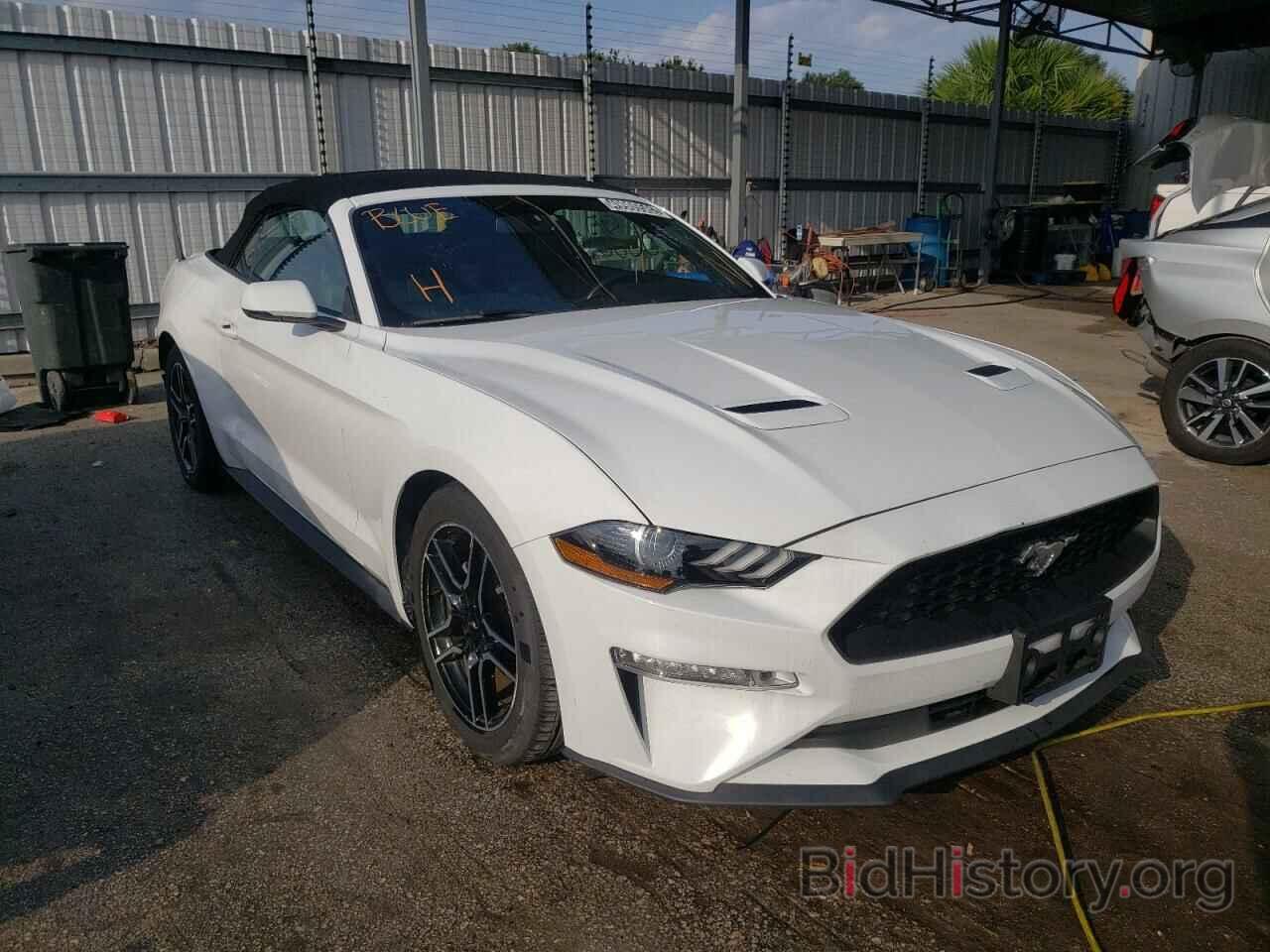 Photo 1FATP8UH4L5115298 - FORD MUSTANG 2020