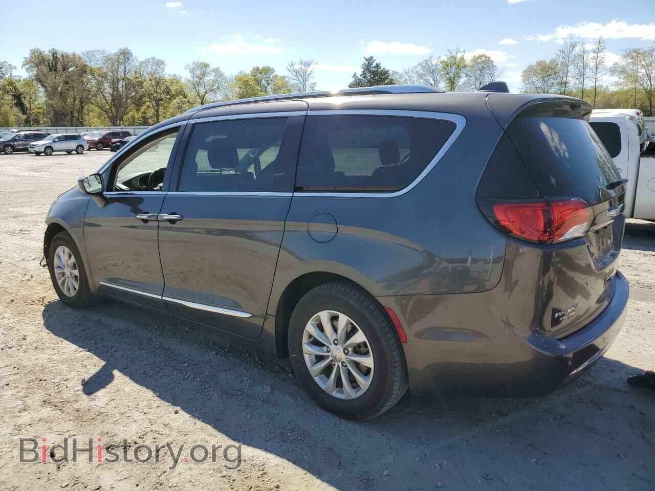 2018 CHRYSLER PACIFICA - VIN: 2C4RC1BG9JR149707 - Фото 2