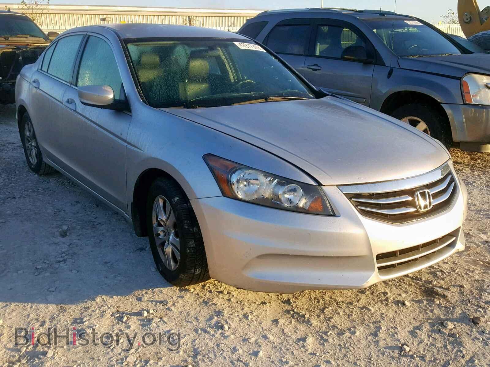 Photo 1HGCP2F61BA118444 - HONDA ACCORD SE 2011