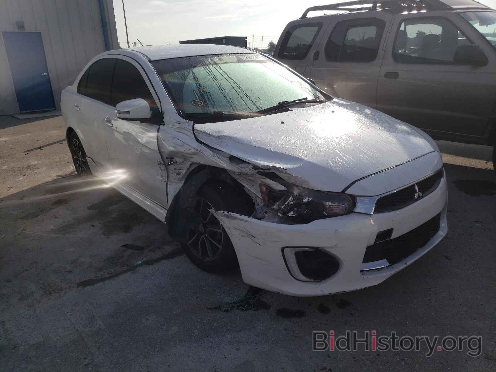 Photo JA32U2FU5HU003384 - MITSUBISHI LANCER 2017