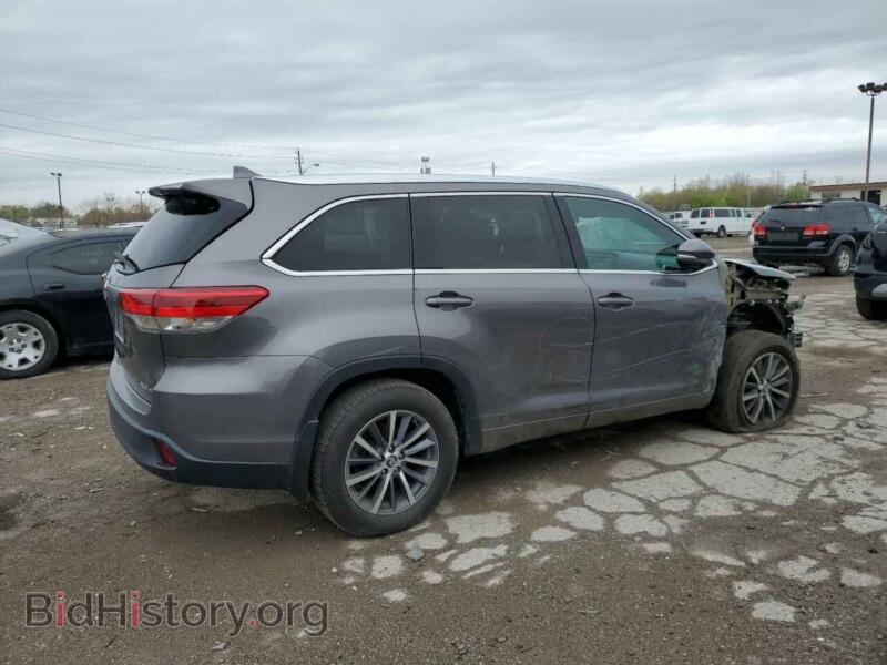 2018 Toyota HIGHLANDER (VIN 5TDJZRFH4JS525959) — фото 3 из 12
