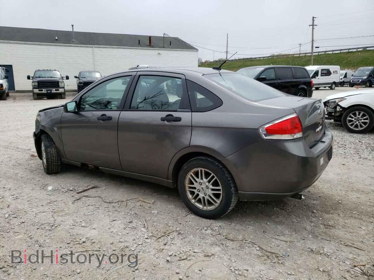 2009 FORD FOCUS - VIN: 1FAHP35N49W263743 - Фото 2