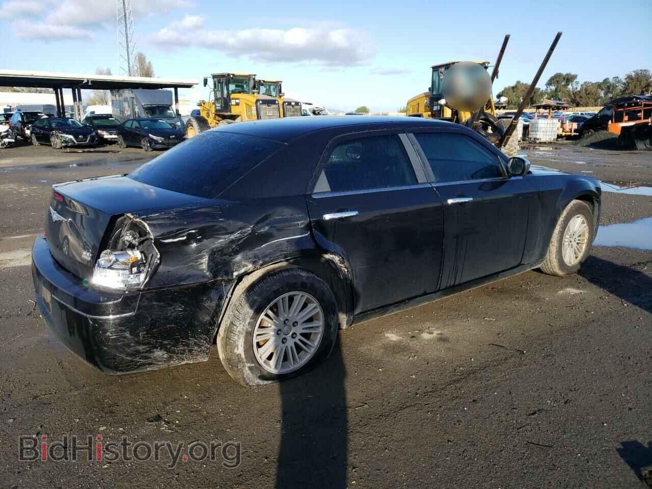 2010 CHRYSLER 300 - VIN: 2C3CA4CD5AH101195 - Фото 3