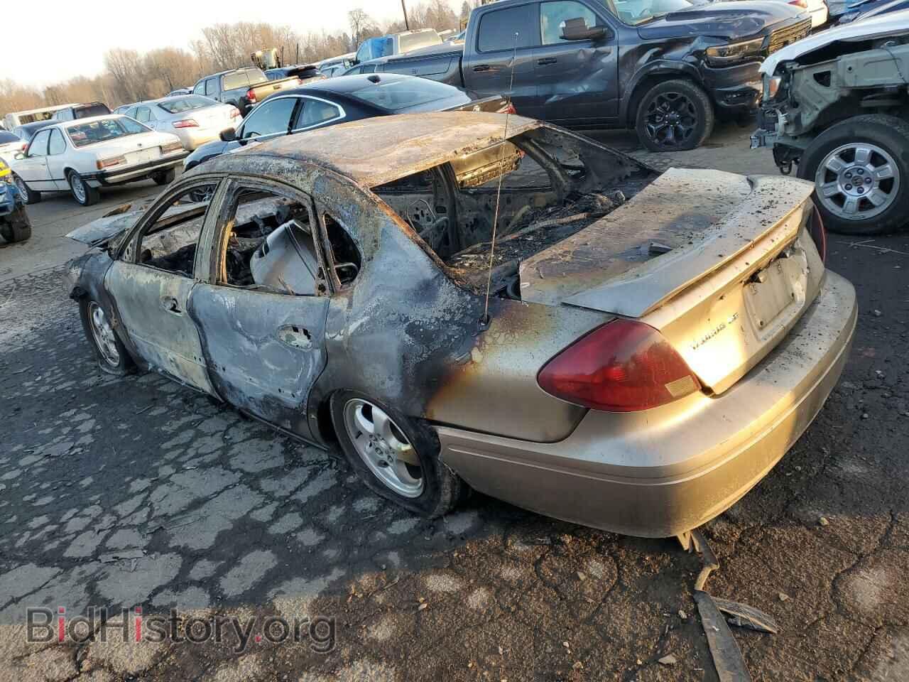 2005 FORD TAURUS - VIN: 1FAFP53285A239707 - Photo 2