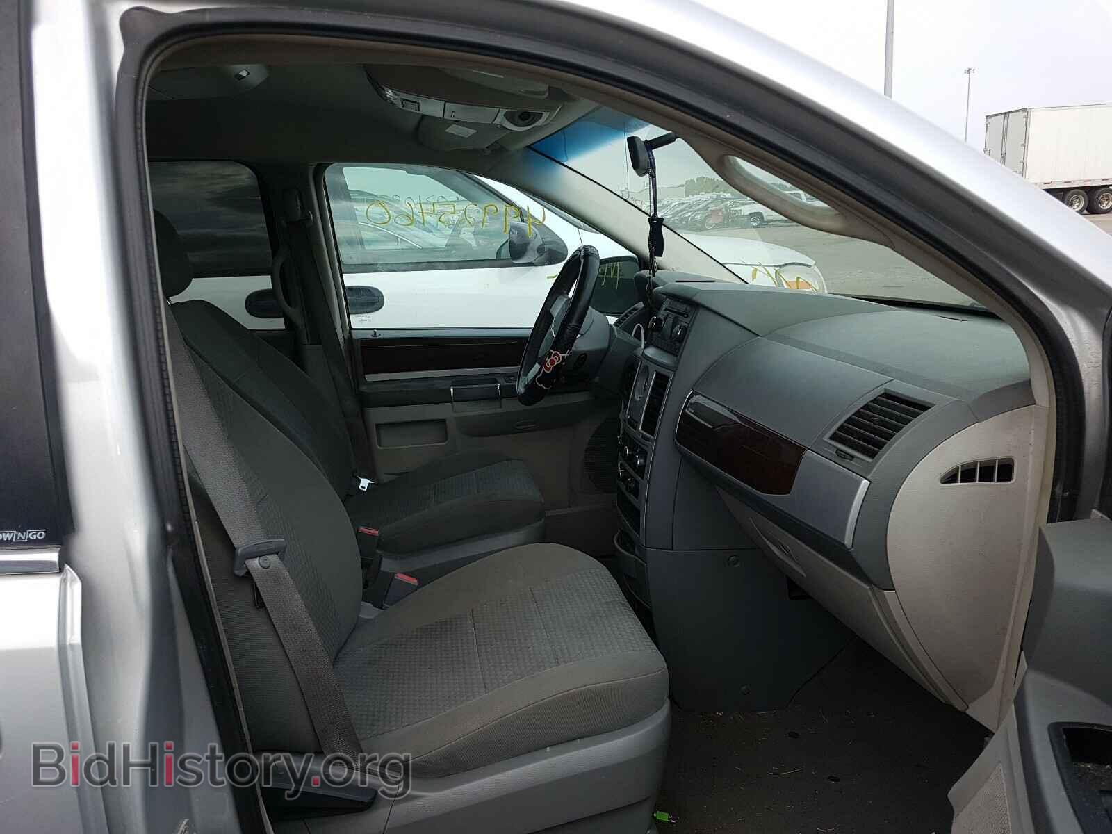 2010 CHRYSLER MINIVAN - VIN: 2A4RR5D13AR421449 - Photo 5