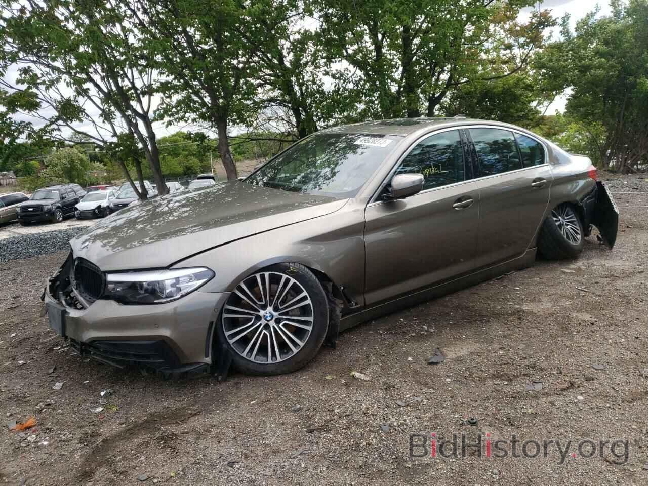 Фотография WBAJA7C57KWW06507 - BMW 5 SERIES 2019