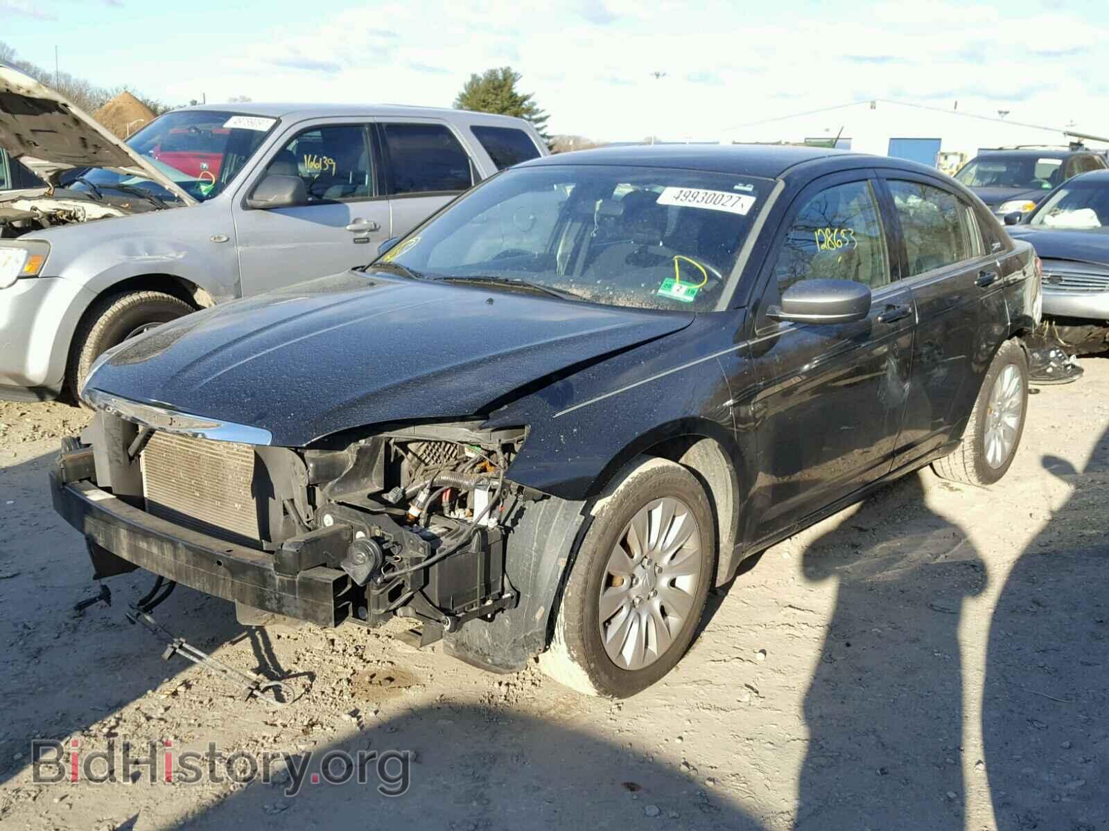 2012 CHRYSLER 200 - VIN: 1C3CCBAB3CN320232 - Photo 2