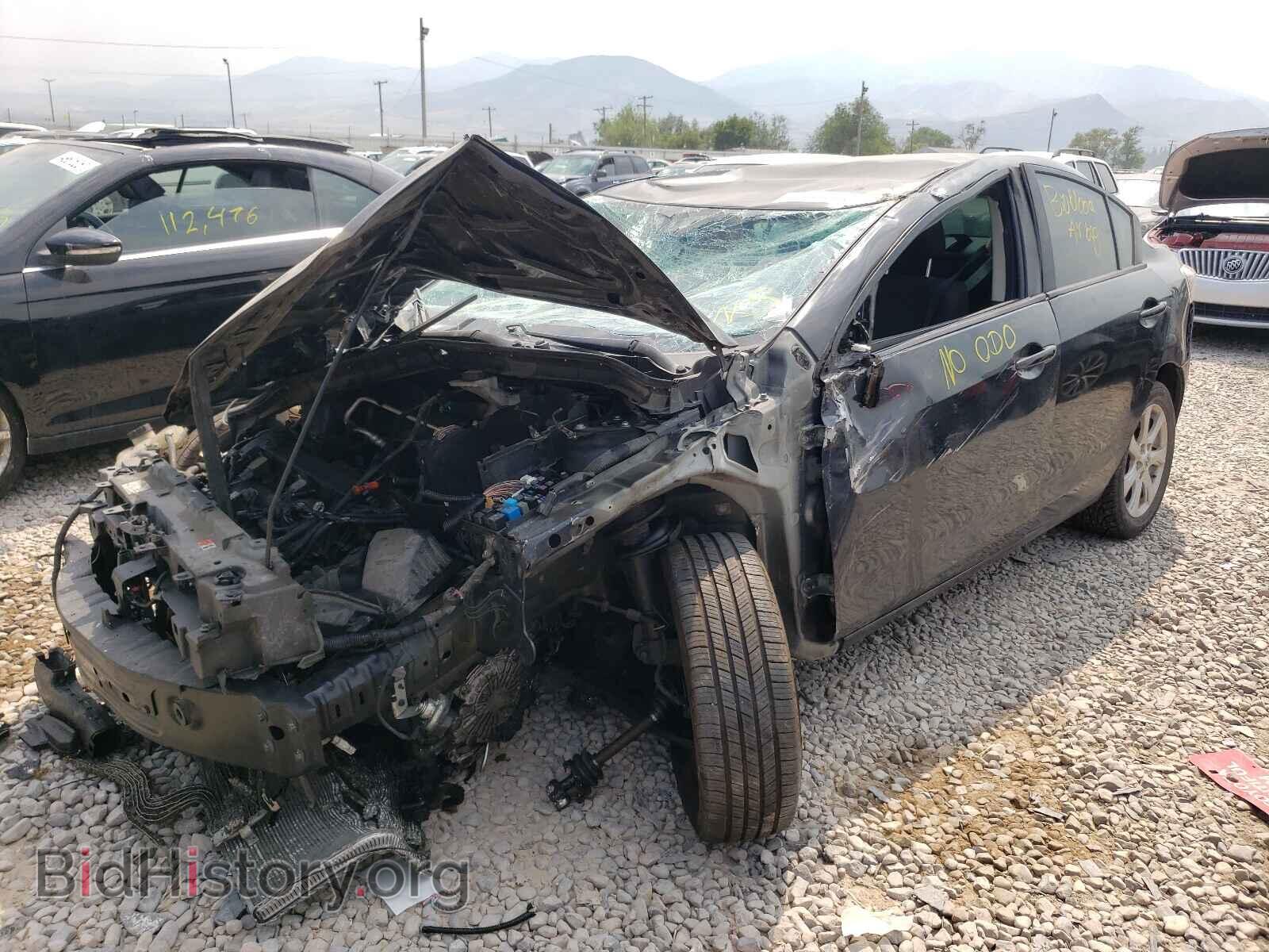 2010 MAZDA 3 - VIN: JM1BL1SF1A1352829 - Фото 2